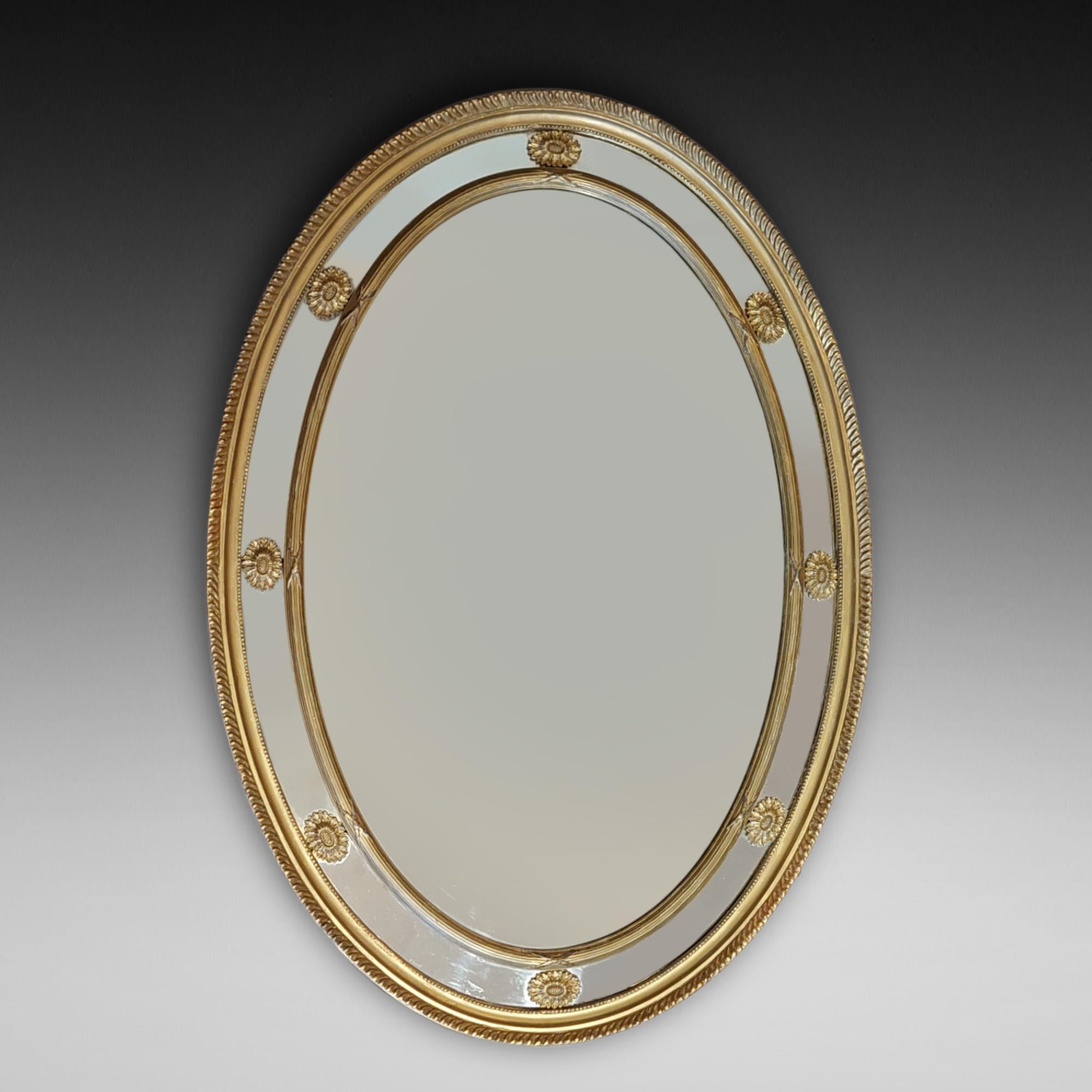 Inglese Specchio in legno dorato in stile Regency della fine del XIX secolo in vendita