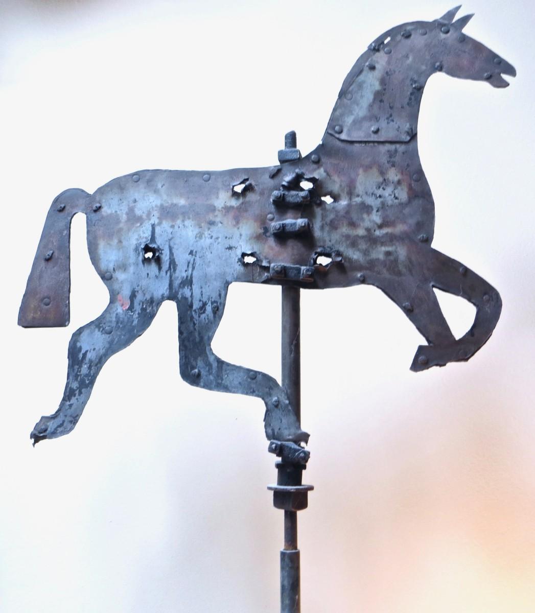 Hand-Crafted Late 19th Century Sheet Iron and Metal Trotting Horse Weathervane For Sale