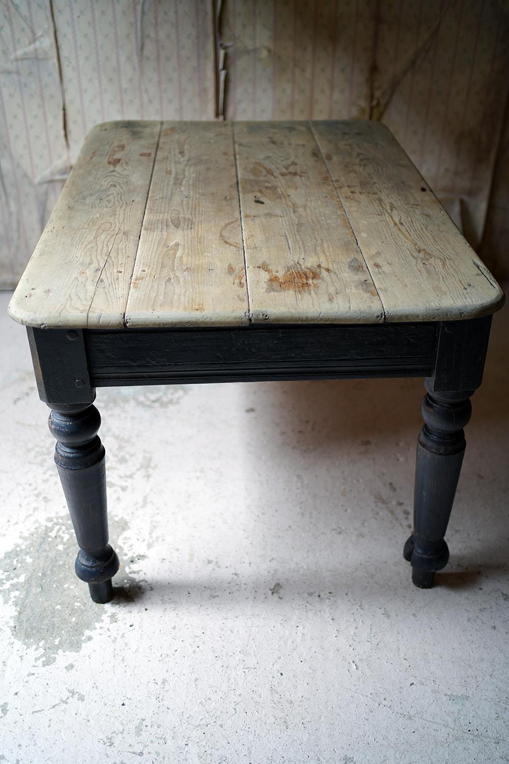 Late 19th Century Welsh Estate Made Black Painted and Scrub Top Pine Table 11