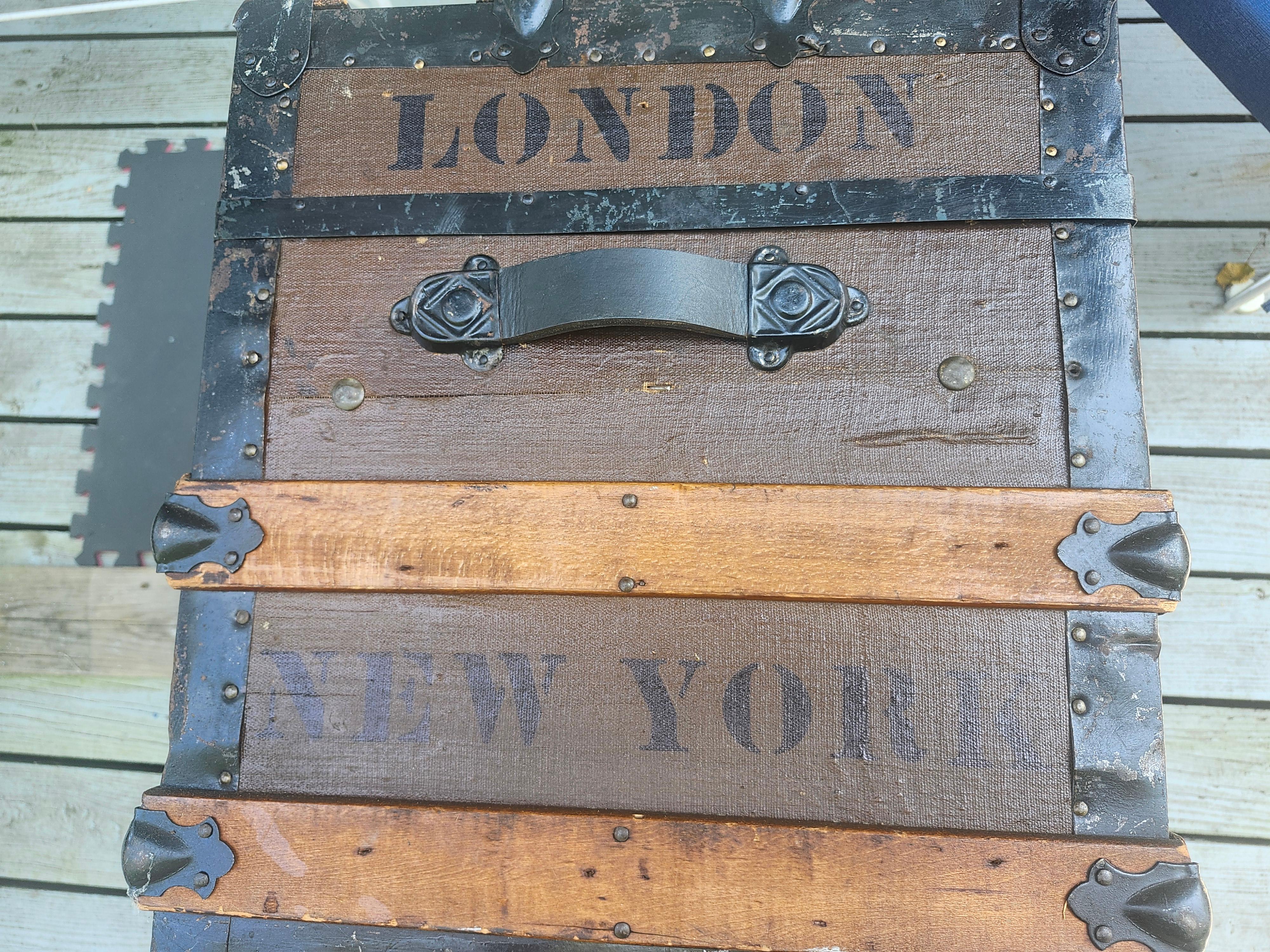 Late 19thC Wood & Metal Steamer Trunk New York To London Cocktail Table For Sale 4