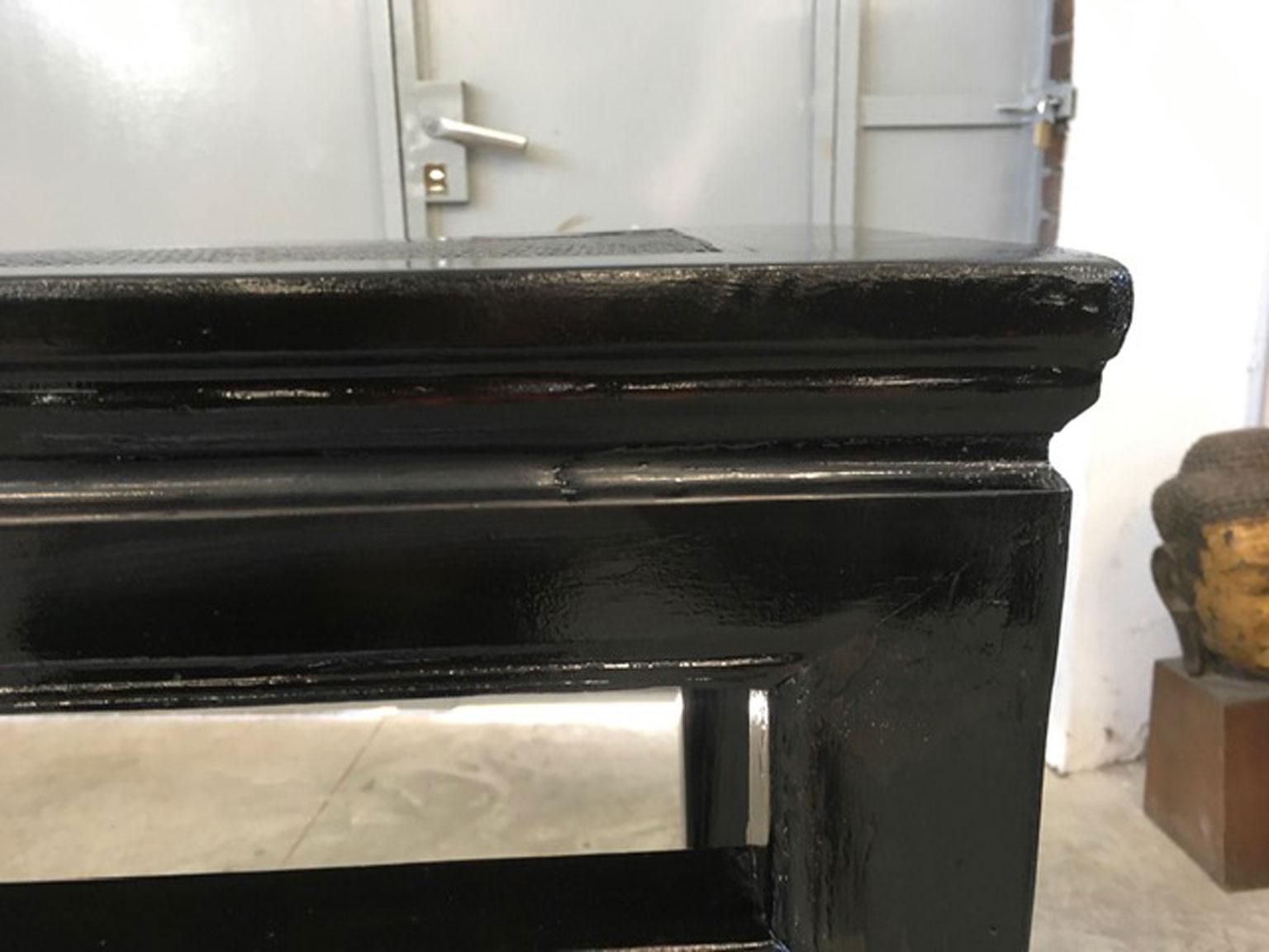 Late 19thCentury China Export Elmwood Black Lacquered Console For Sale 1