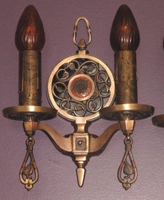 Fin des années 20, bronze massif 2 Lights Sconces 3 paires disponibles