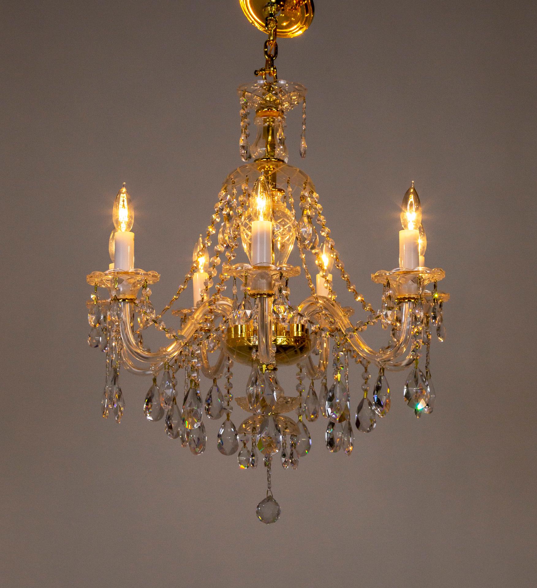Late 20th C. Bohemian Glass & Crystal Garland Chandelier For Sale 4