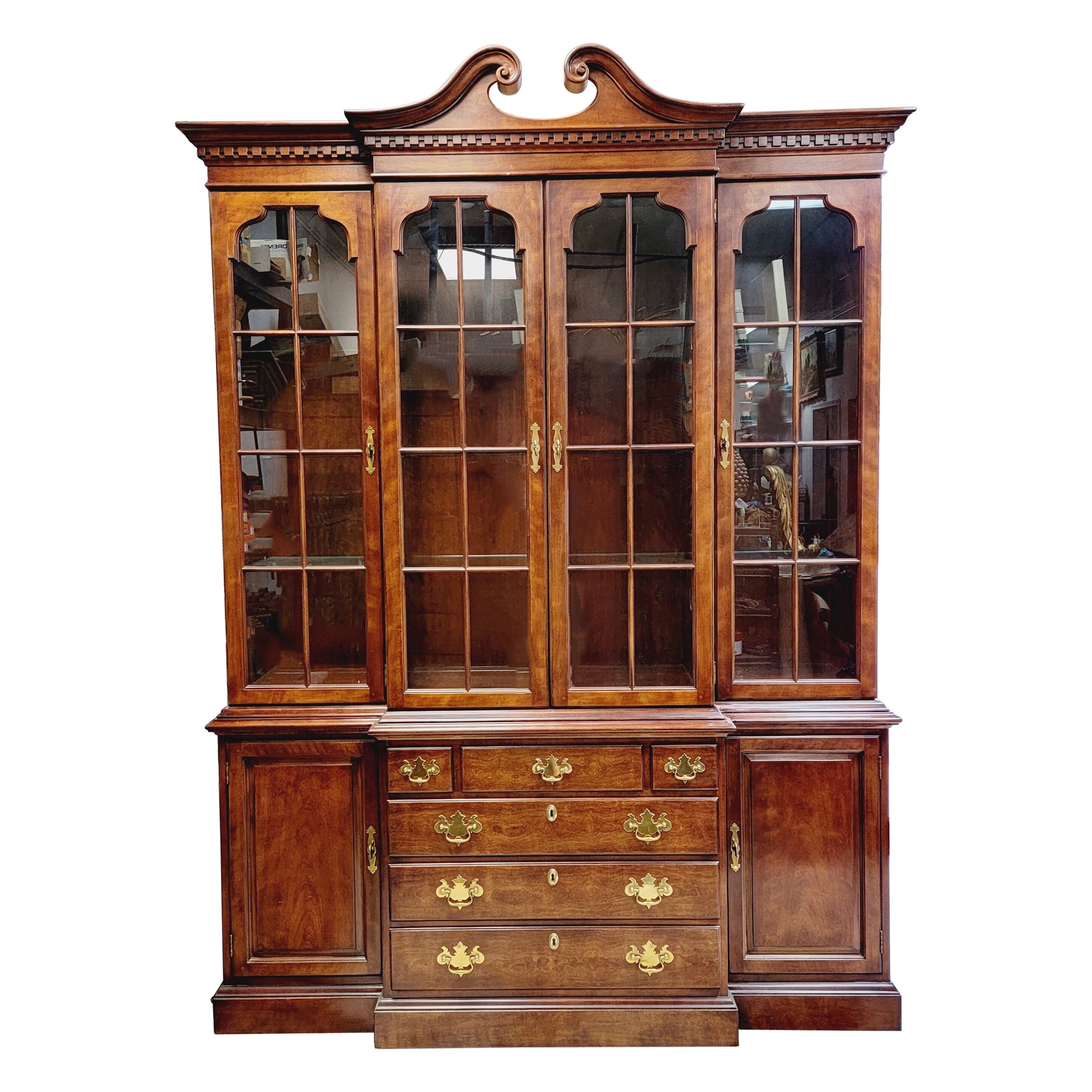 Late 20th-C. Chinese Chippendale Style Carved Mahogany Cabinet by Henredon