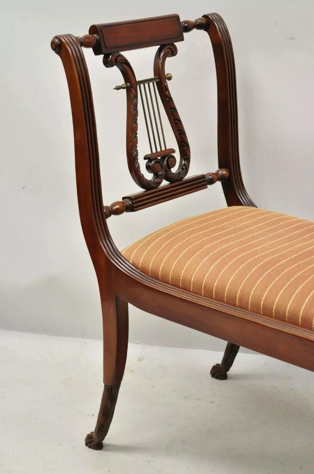 Banc Lyre Regency de la fin du 20e siècle, Duncan Phyfe, style Empire, pieds en pattes de crin et laiton en vente 5