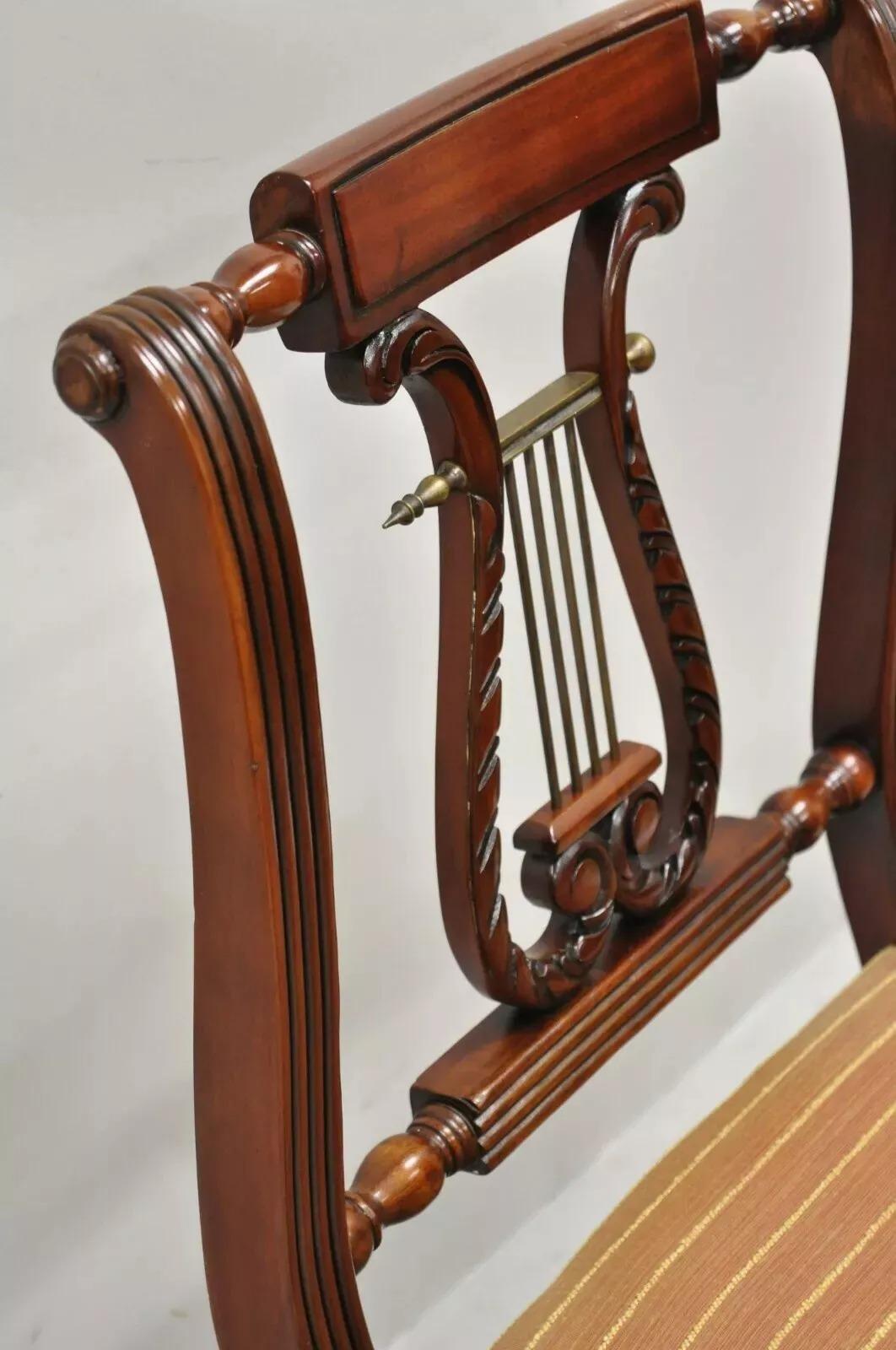 Banc Lyre Regency de la fin du 20e siècle, Duncan Phyfe, style Empire, pieds en pattes de crin et laiton en vente 1