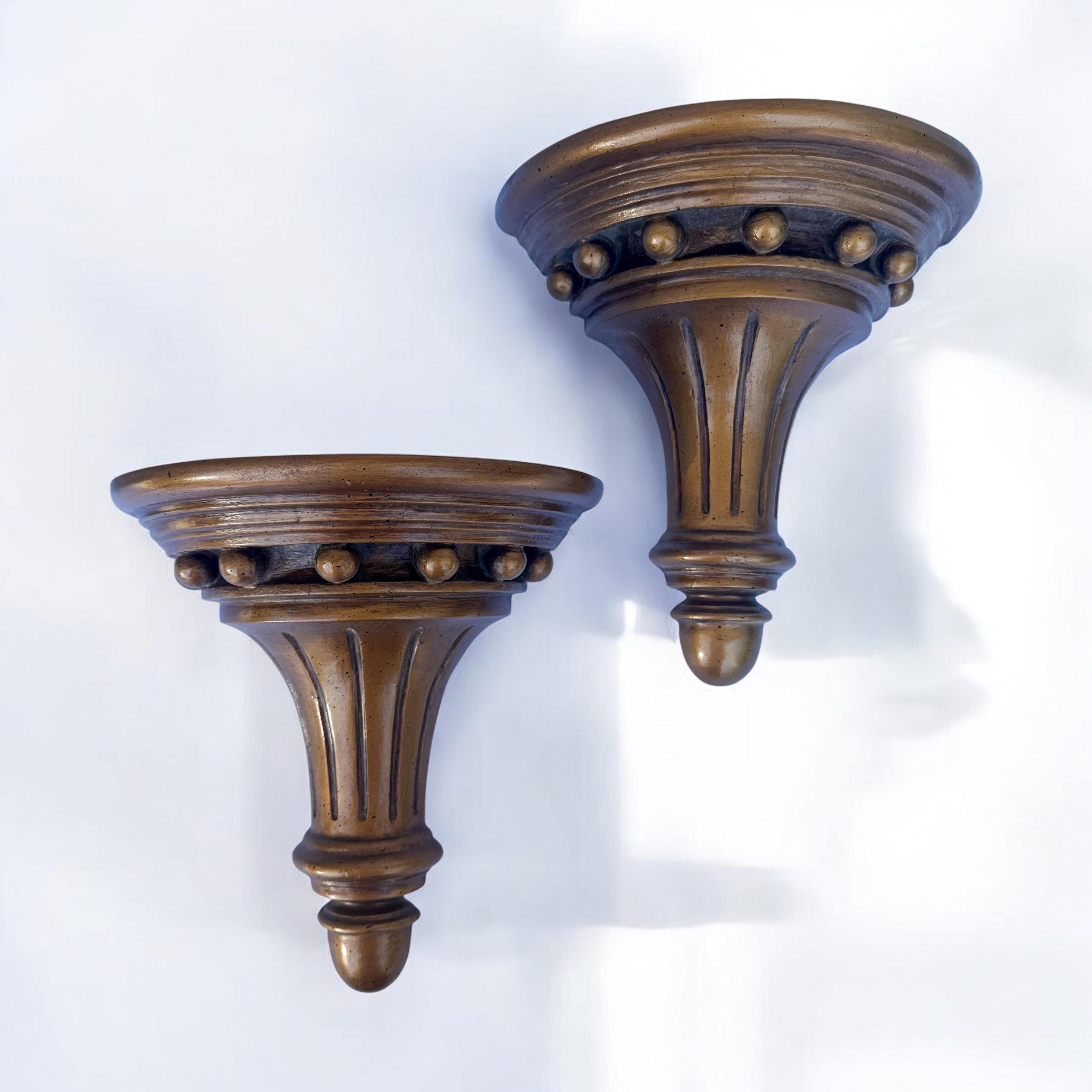Late 20th-C. Federal Style Gilt Composition Wall Brackets For Plates - Pair For Sale 2