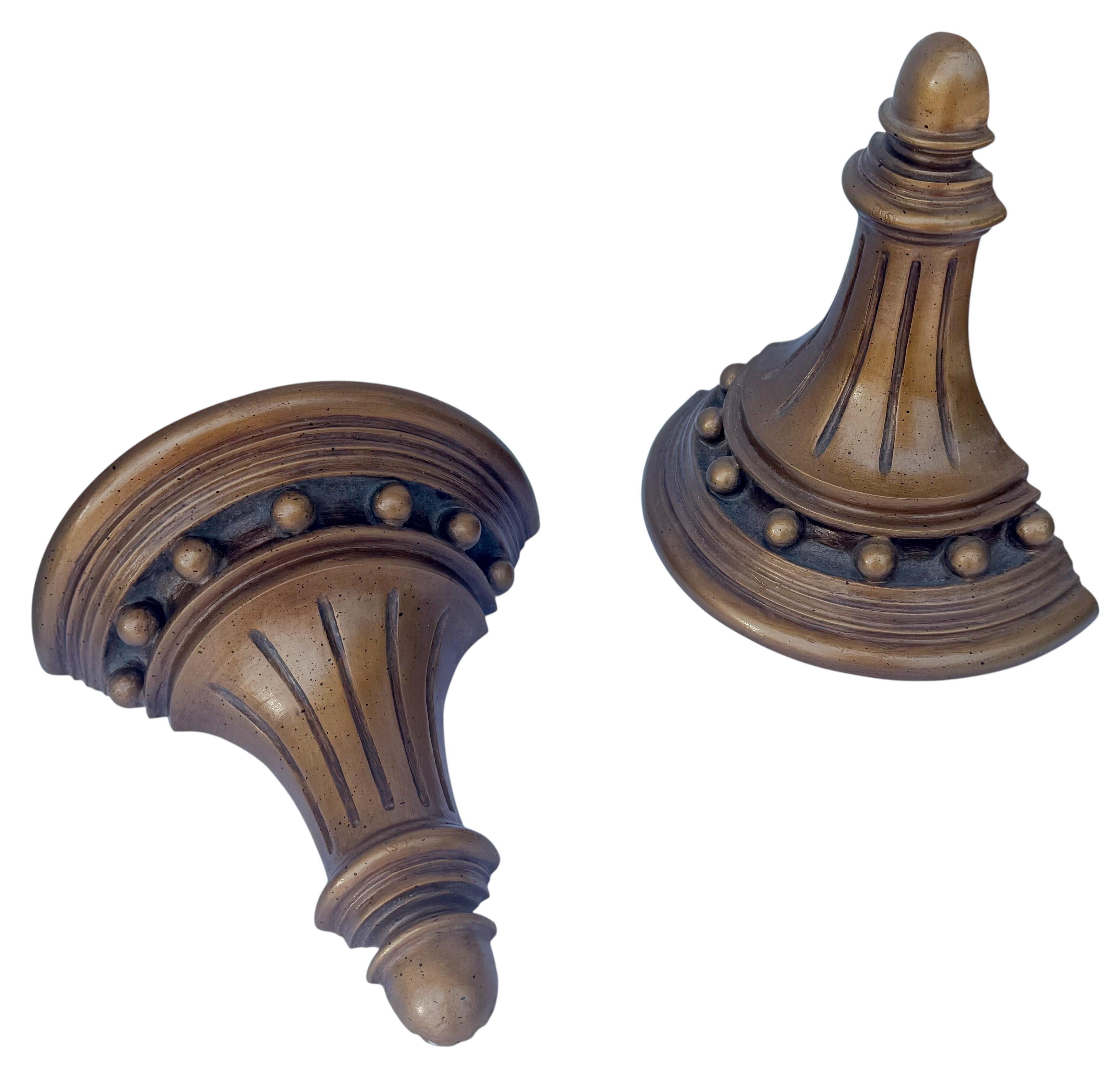 Late 20th-C. Federal Style Gilt Composition Wall Brackets For Plates - Pair For Sale 3