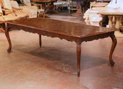 Fine del 20° secolo. Guy Chaddock & Co. Set da pranzo in noce Collection'S