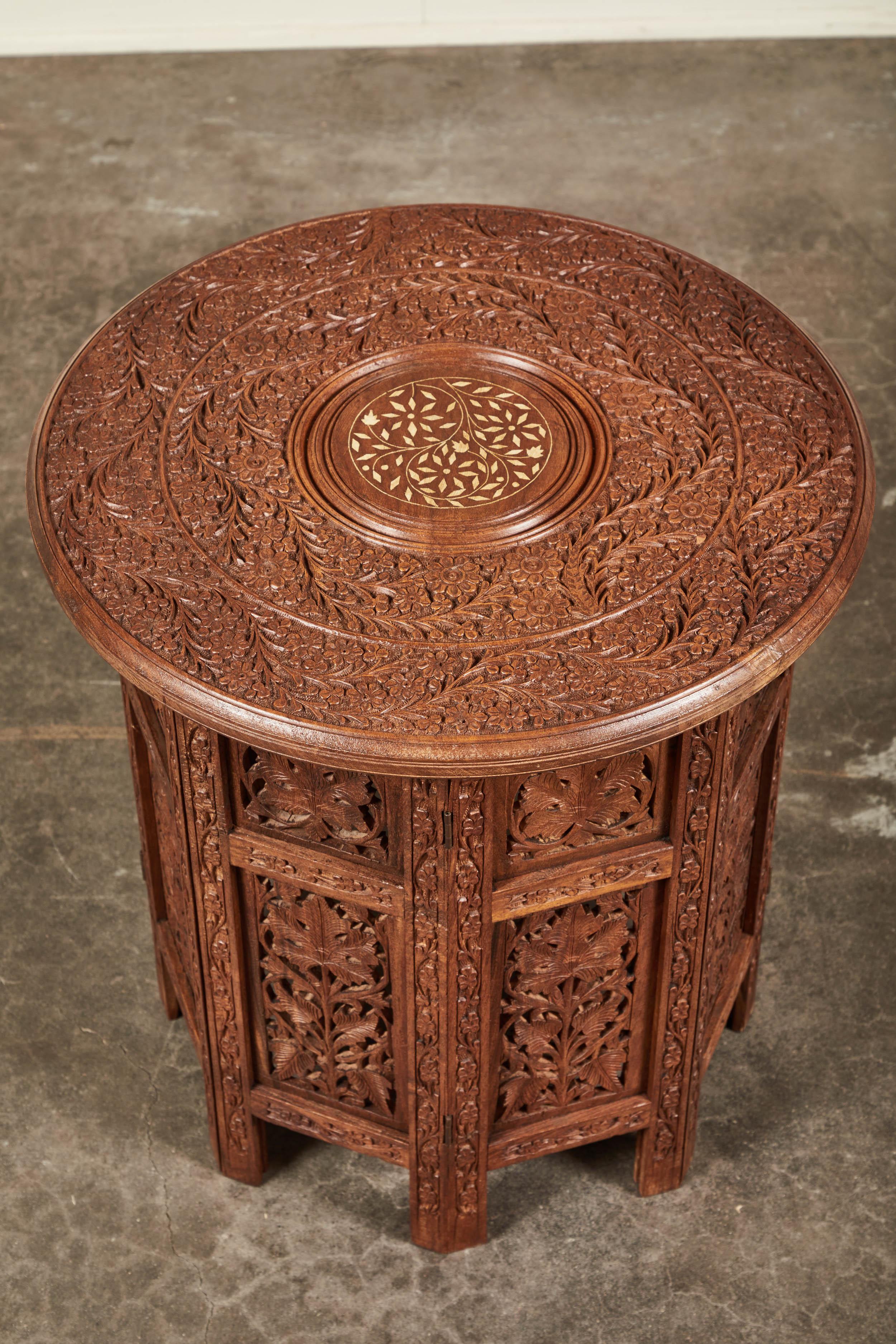 Late 20th Century Indian Carved Side Table In Good Condition In Pasadena, CA