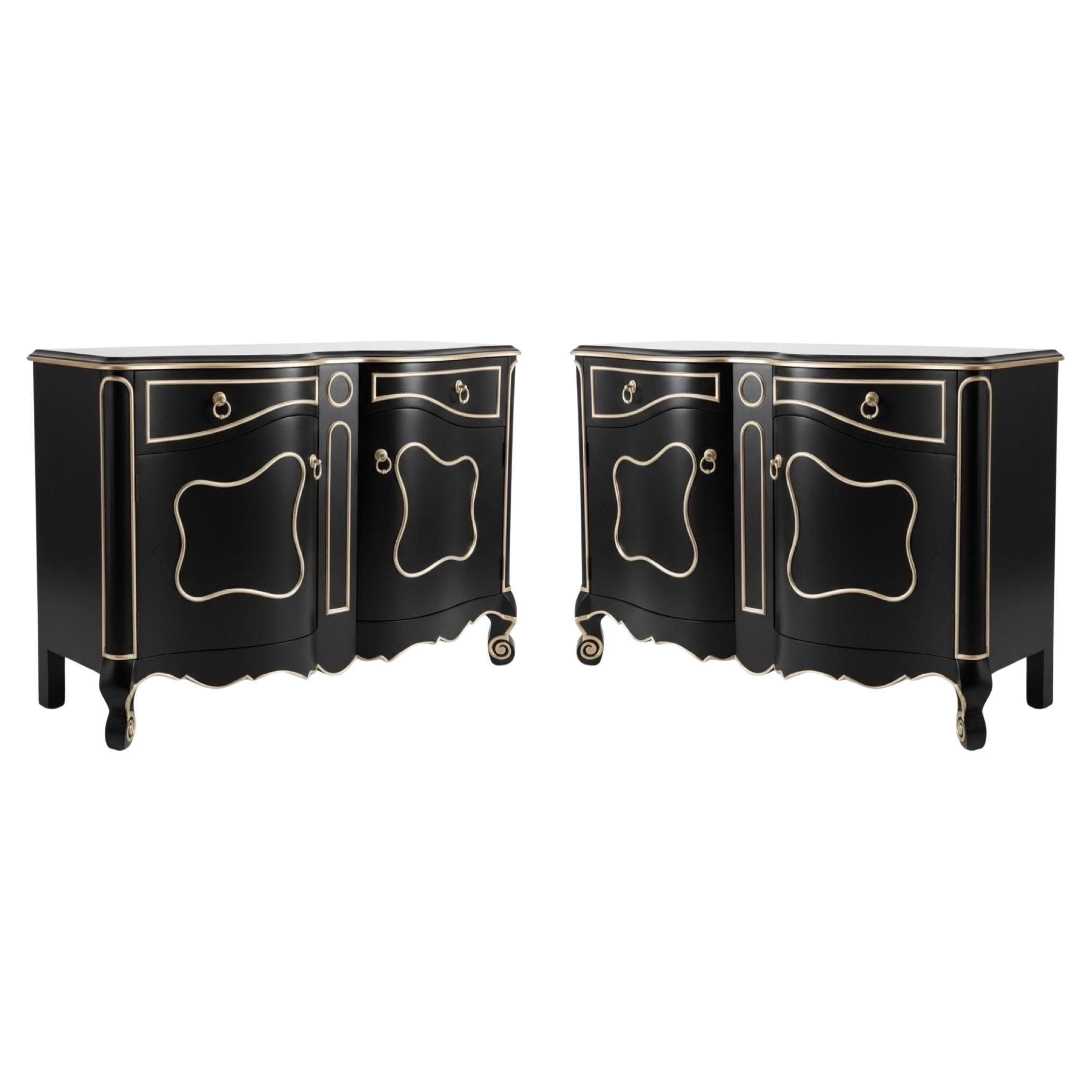 Fine del XX secolo. Mobile moderno francese Luigi XV in nero e argento dorato, coppia in vendita