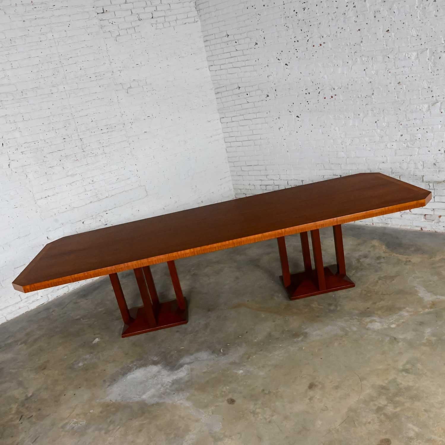 Handsome vintage Art Deco Revival large custom mahogany double pedestal dining or conference table made by Rialto & designed by Zlata Pericic for Meca Design & Production. Beautiful condition, keeping in mind that this is vintage and not new so will