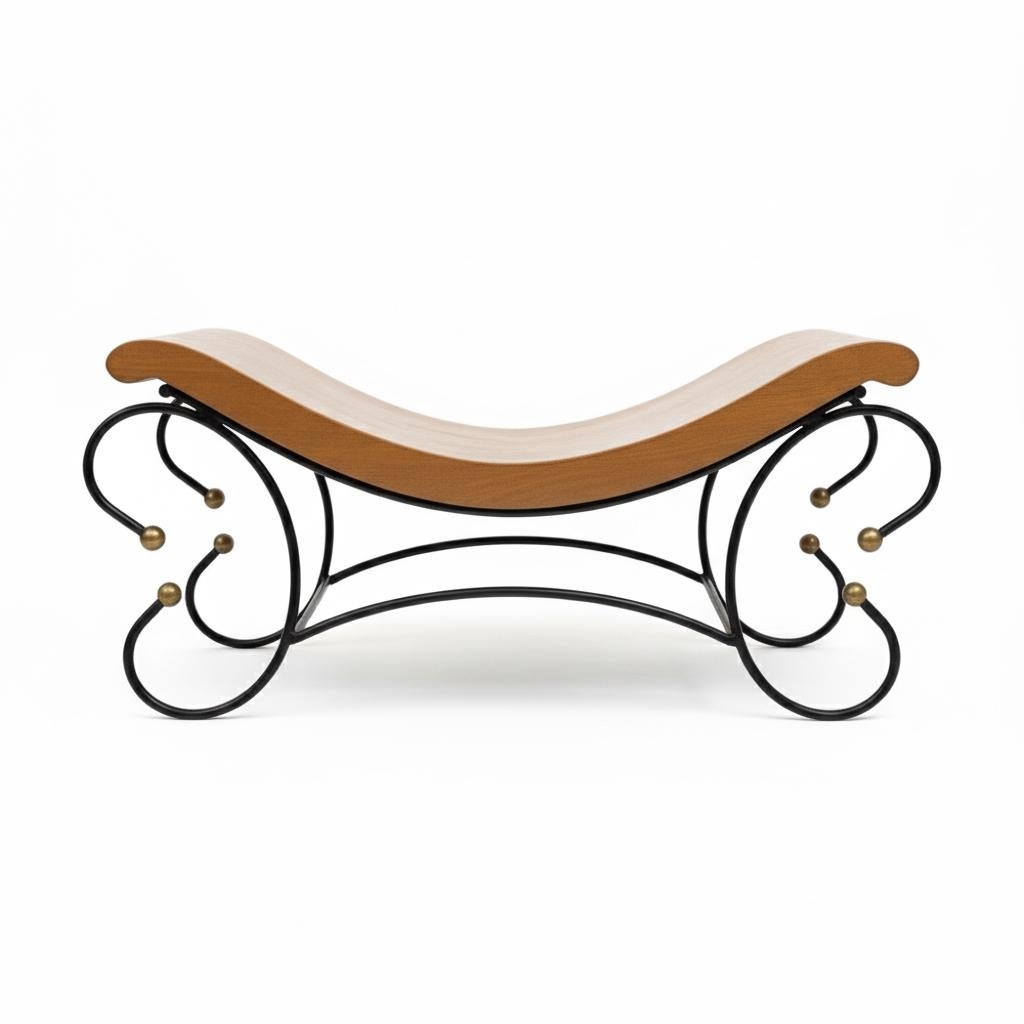 Neoclassico Fine del XX secolo. Panchina in stile neoclassico in ferro arrotolato e cuoio in vendita