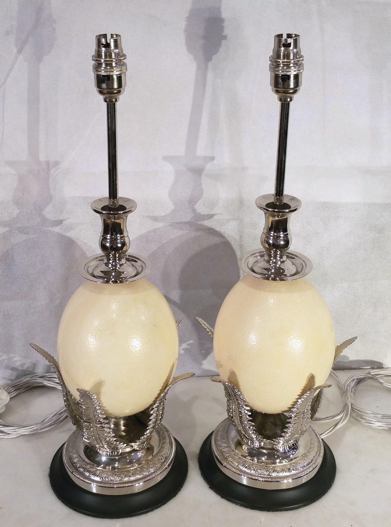 Late 20th Century Pair of Ostrich Egg Table Lamps In Good Condition In London, GB