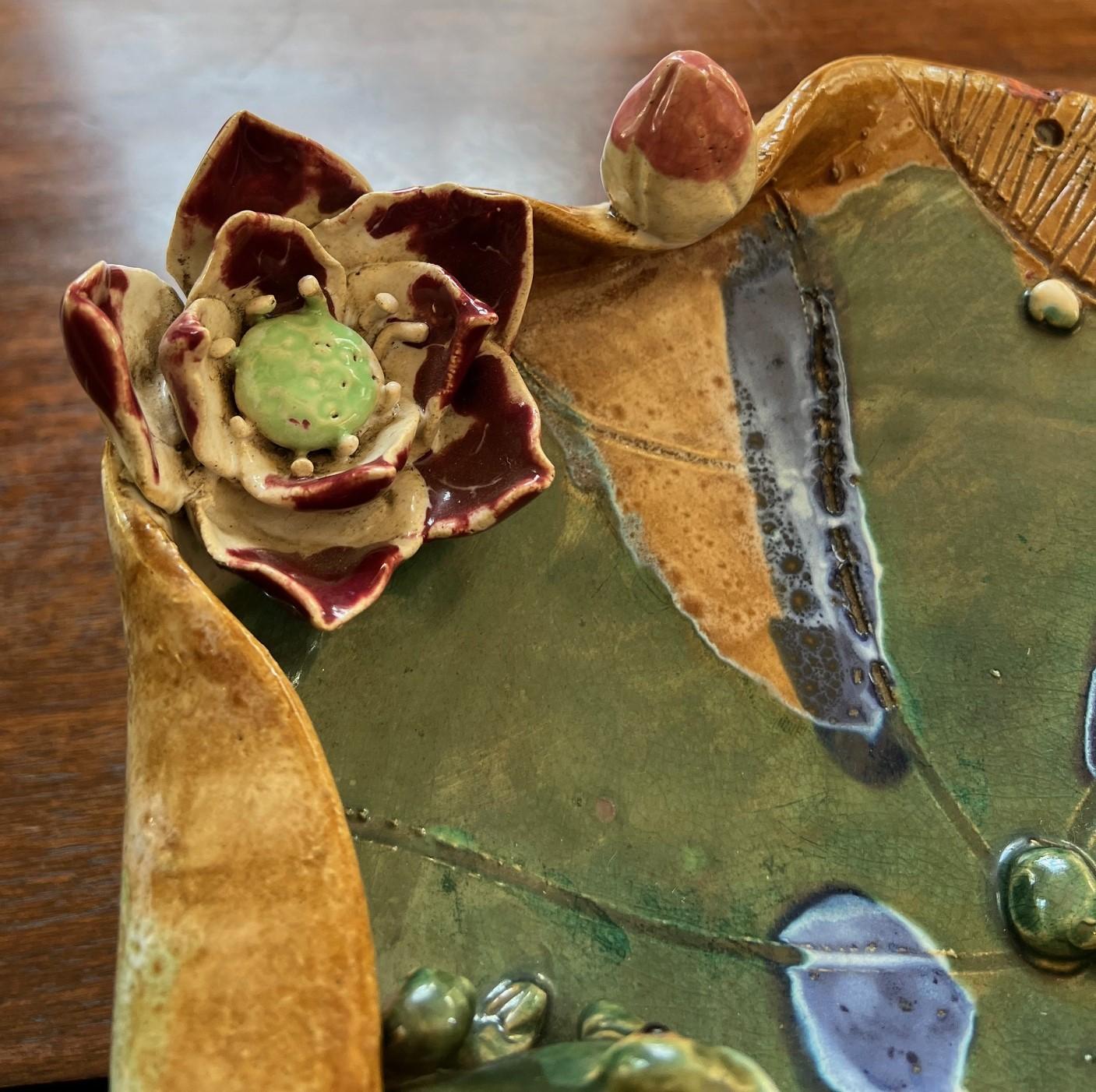 Late 20th Century Late 20th C. Unusual Glazed Ceramic - Two Frogs on Large Stylized Lily  Pad For Sale