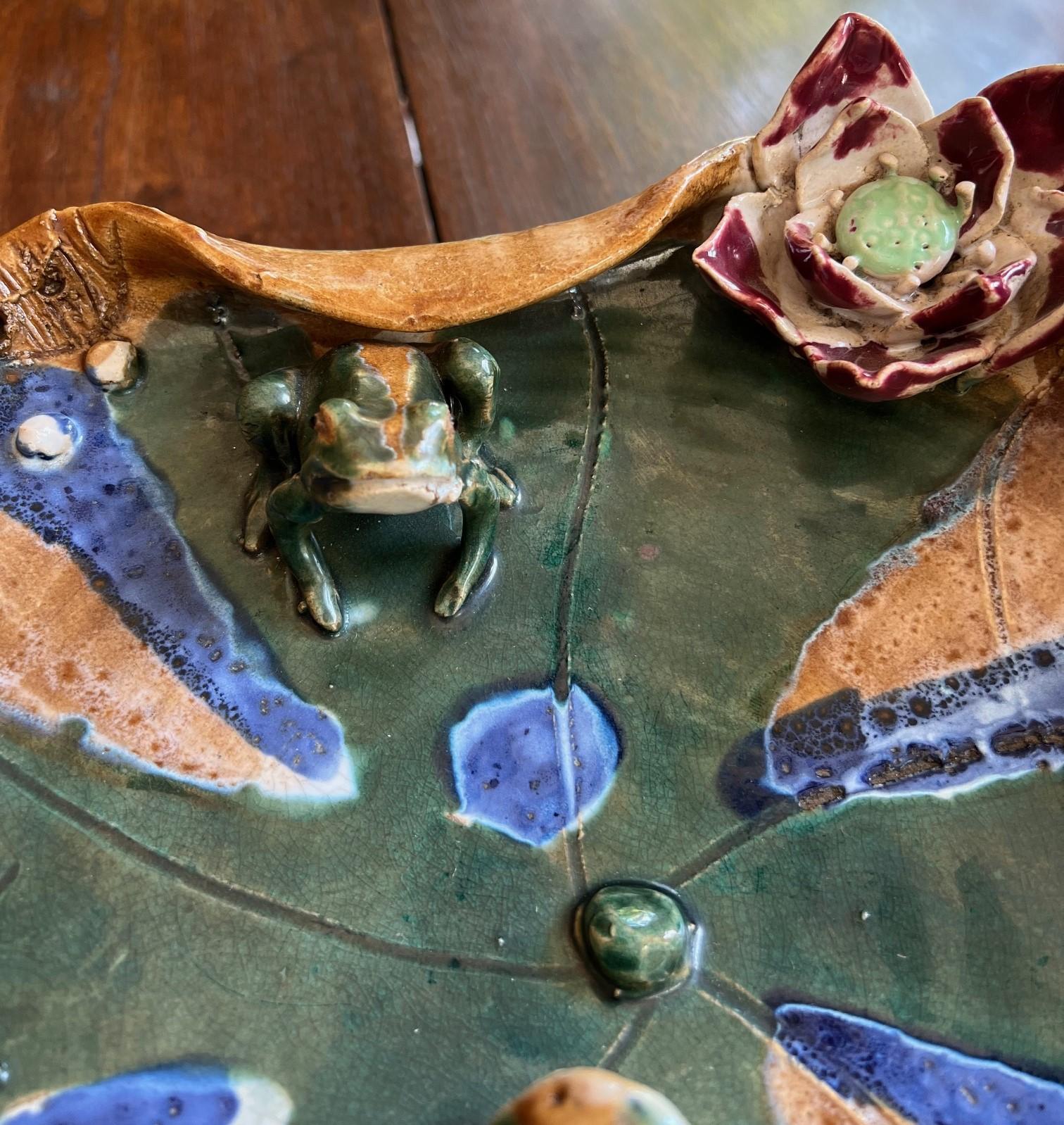 Late 20th C. Unusual Glazed Ceramic - Two Frogs on Large Stylized Lily  Pad For Sale 2