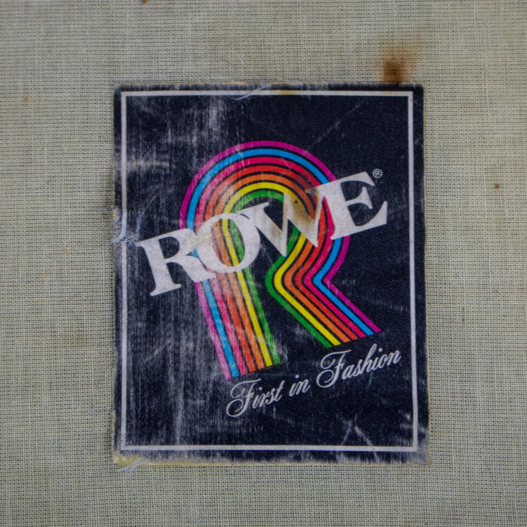 Late 20th Camelback Sofa w/Multicolored Patchwork Fabric & Tight Back by Rowe For Sale 7