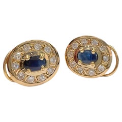 Late 20th Century 0.60 carats Diamonds & 0.50 carats Sapphires 18k Gold Earring