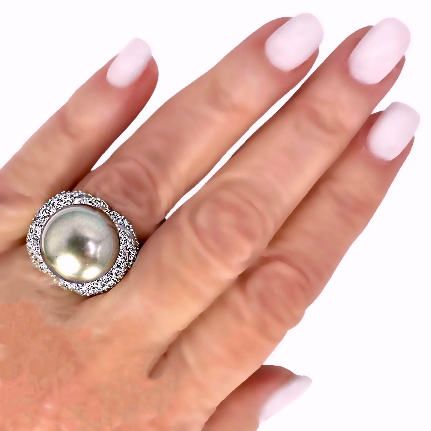 Late 20th Century 18k White Gold, Diamond & Gray Tahitian Pearl Cocktail Ring For Sale 7