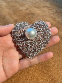 Late 20th Century 2018k Gold Diamond and Pearl Heart Brooch, Openwork Design