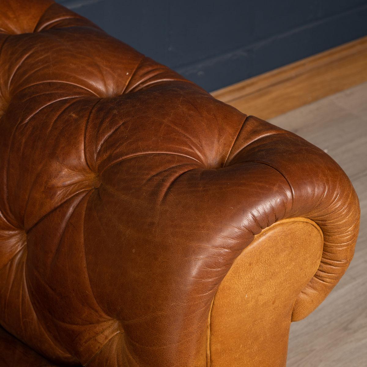 Late 20th Century 3-Seat Chesterfield Leather Sofa with Button Down Seat 9