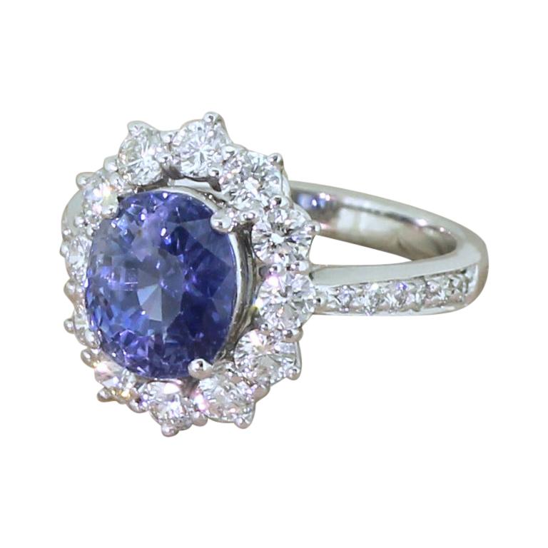 Late 20th Century 3.42 Carat Natural Sapphire and Diamond Cluster Ring For Sale