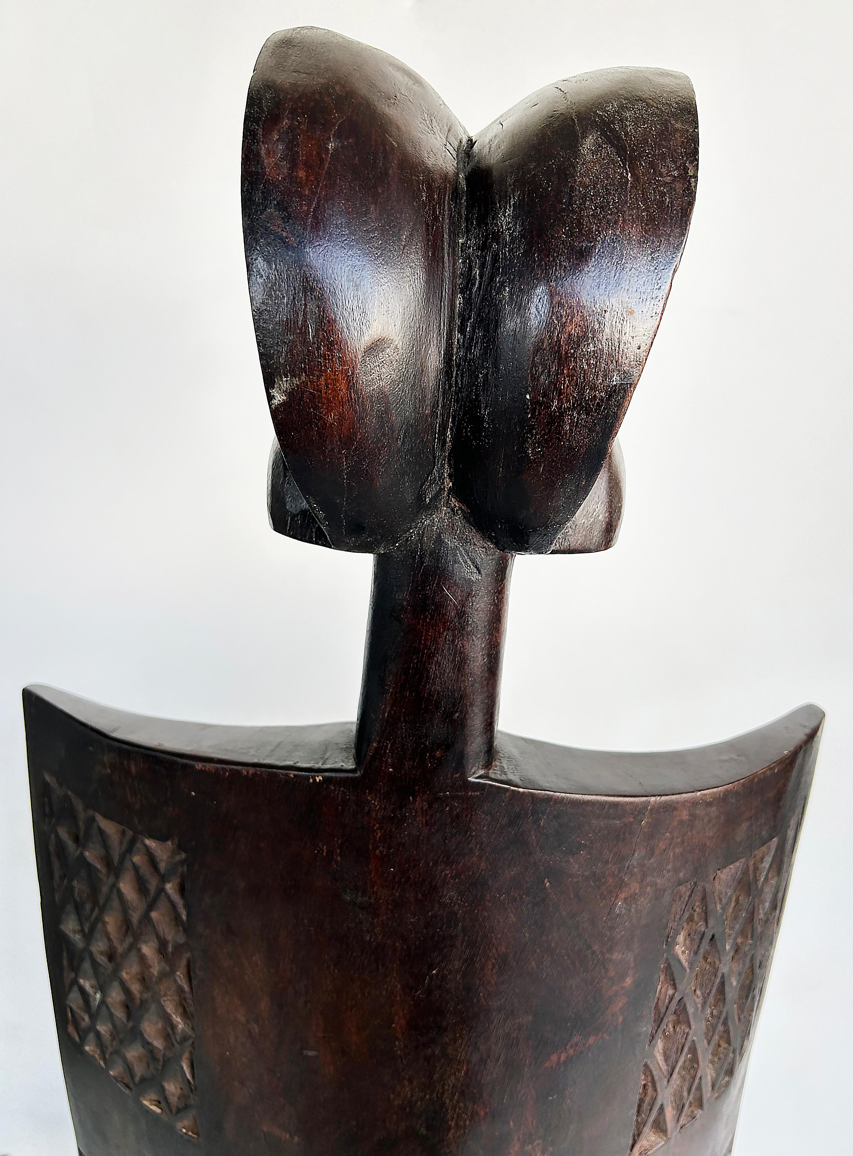 Late 20th Century African Carved Throne Chair, Makonde People of Tanzania For Sale 4