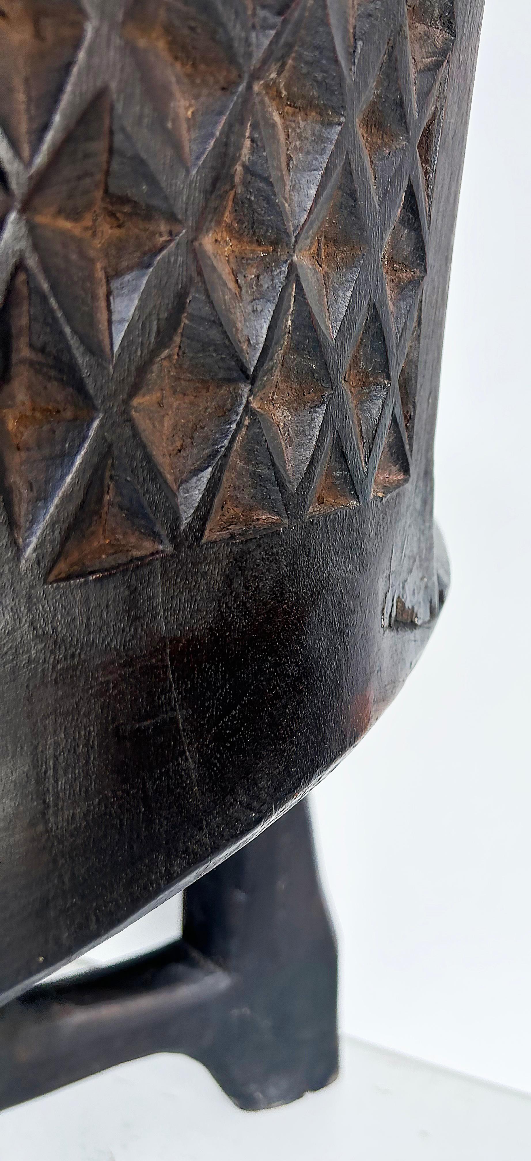 Late 20th Century African Carved Throne Chair, Makonde People of Tanzania For Sale 5