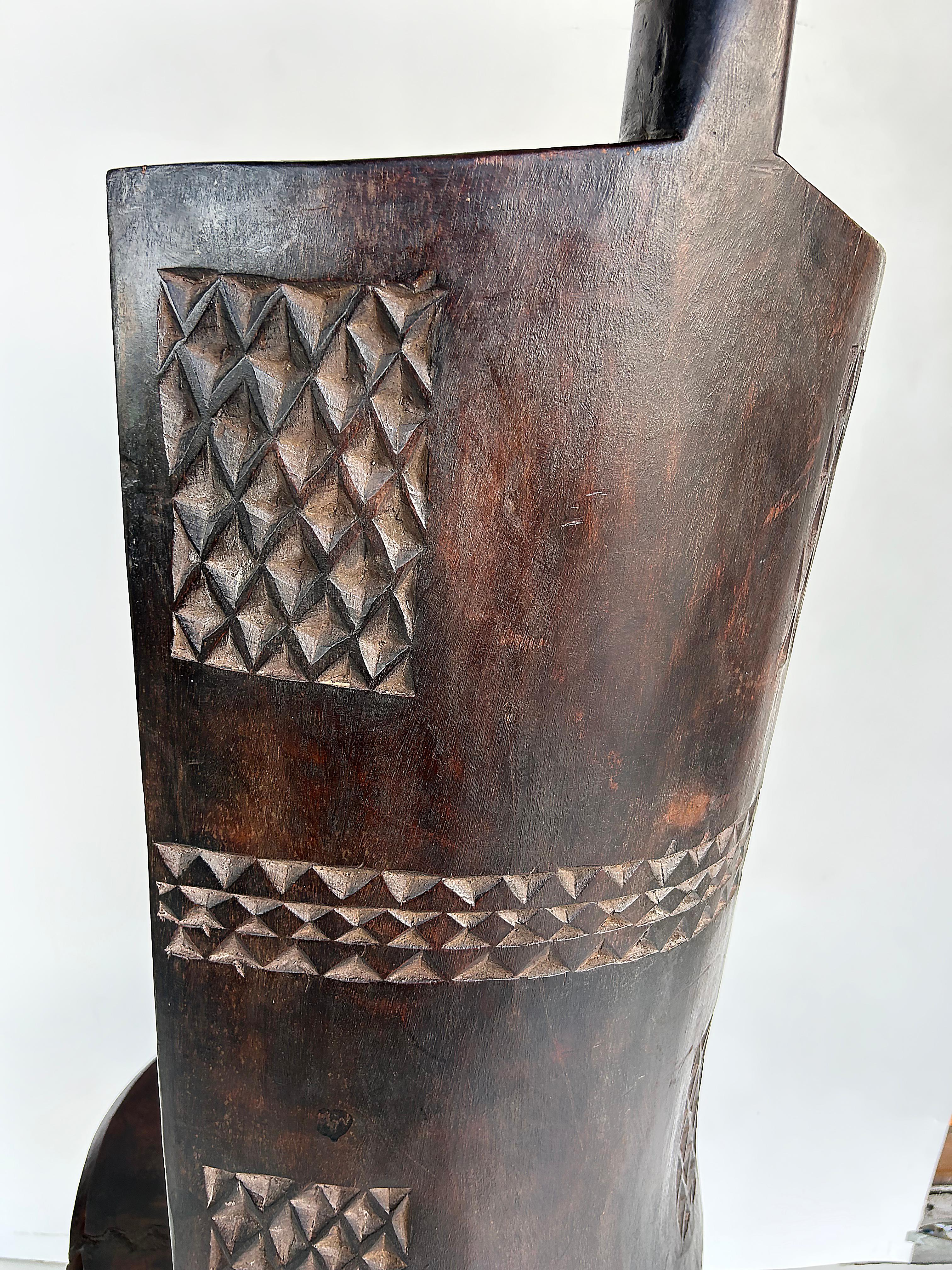 Late 20th Century African Carved Throne Chair, Makonde People of Tanzania For Sale 6