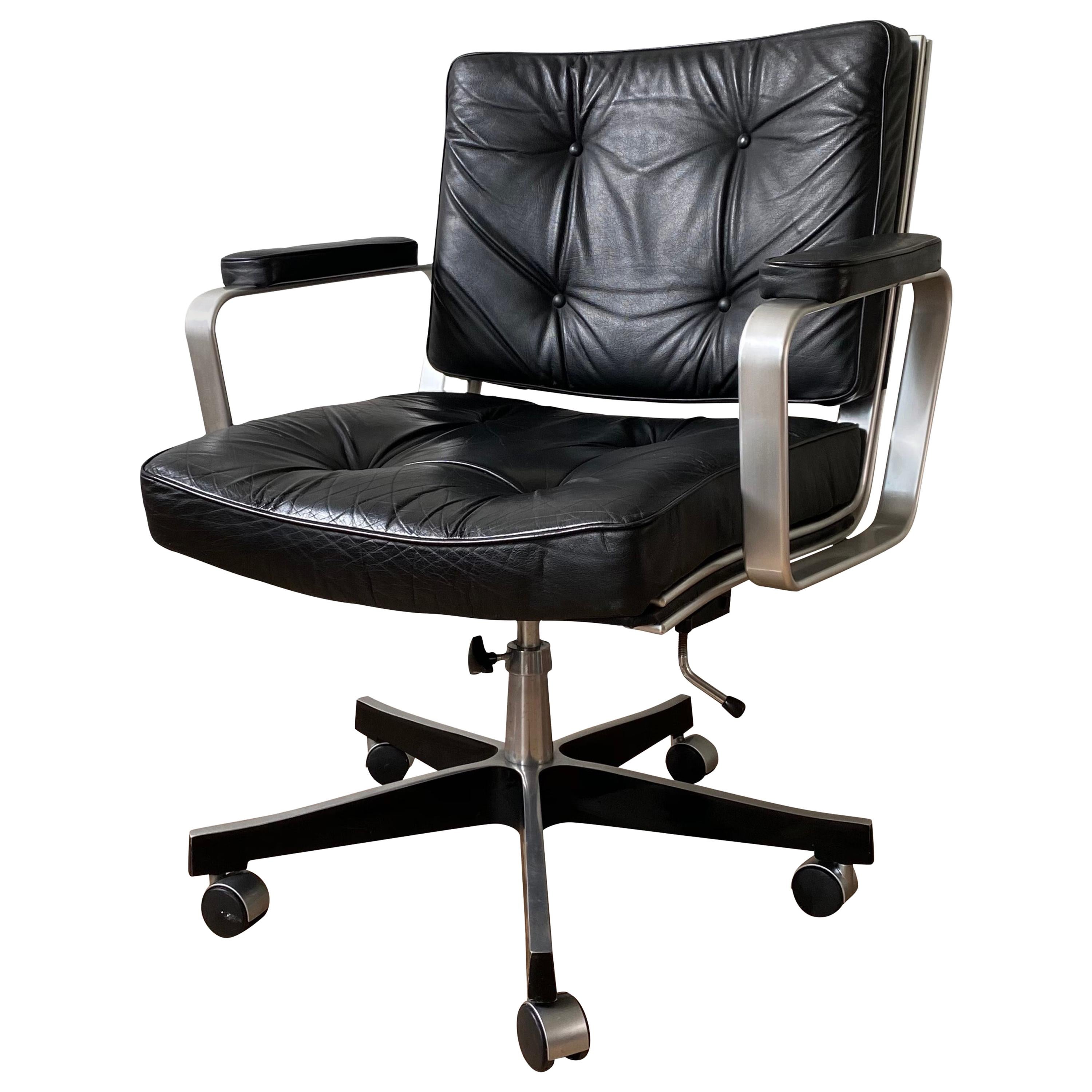 Chaise de bureau en aluminium et cuir de Karl Ekselius FINALE VENTE en vente