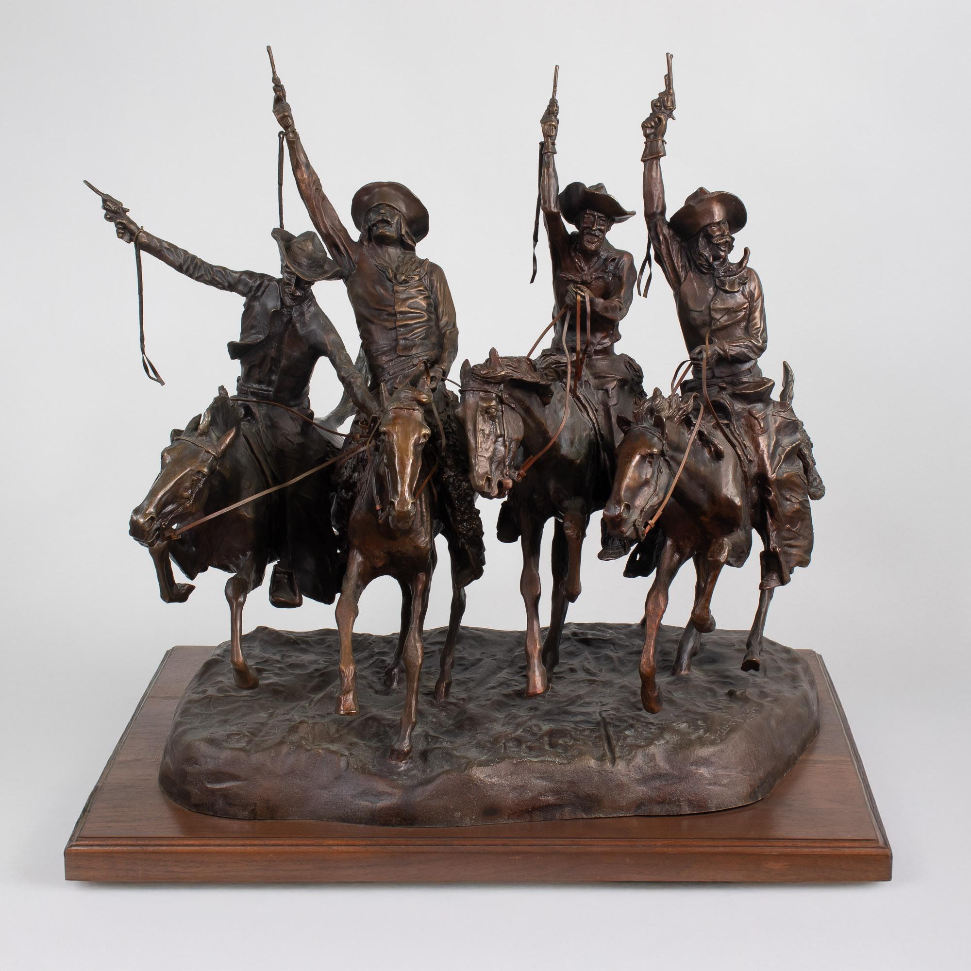 Questa scultura in bronzo della fine del XX secolo è una riproduzione meticolosamente realizzata dell'iconico pezzo creato dal famoso artista americano Frederic Remington nel 1902. Sebbene la scultura rechi la firma 