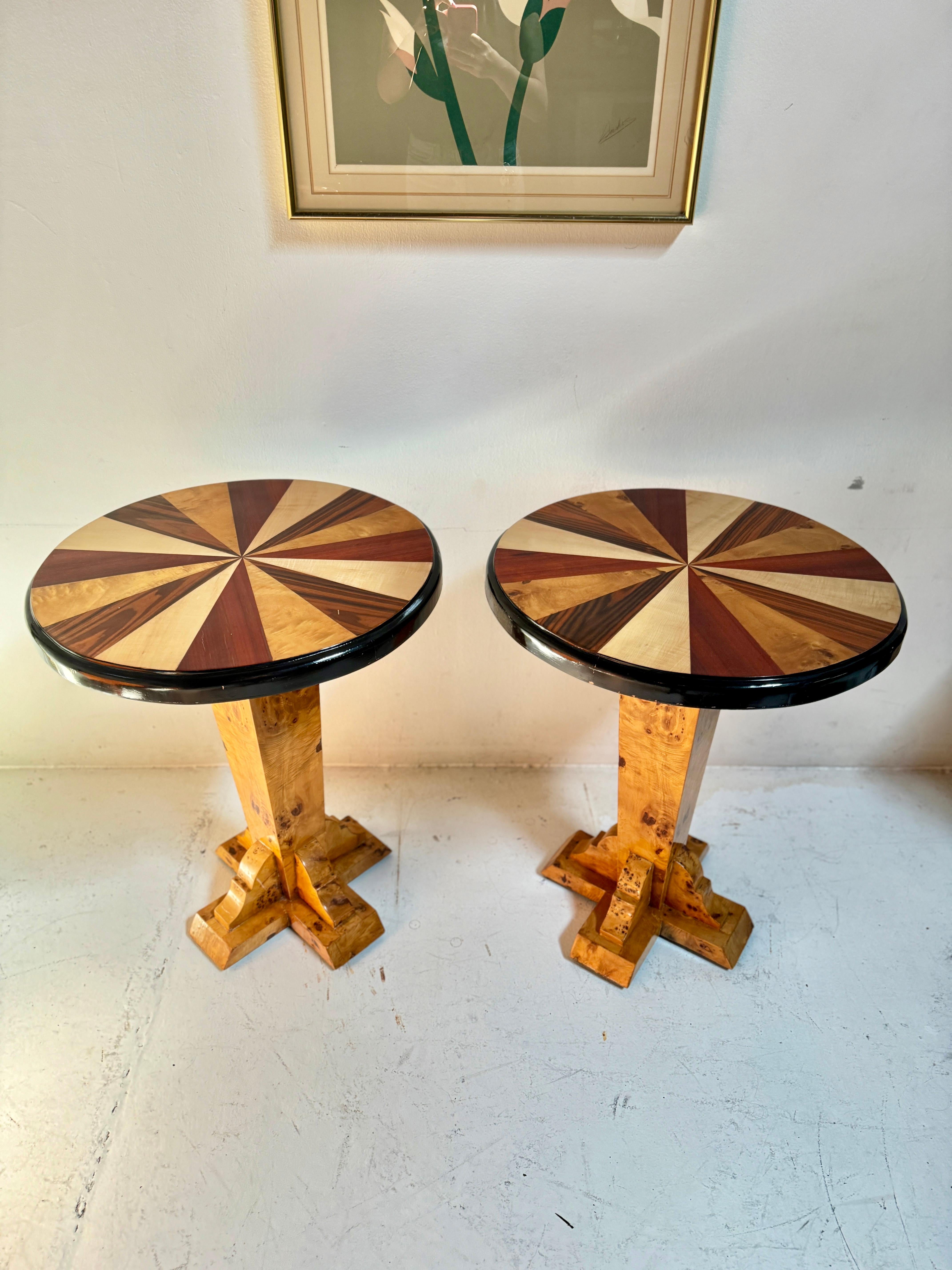 Late 20th century Art Deco style burl side tables In Good Condition For Sale In Houston, TX