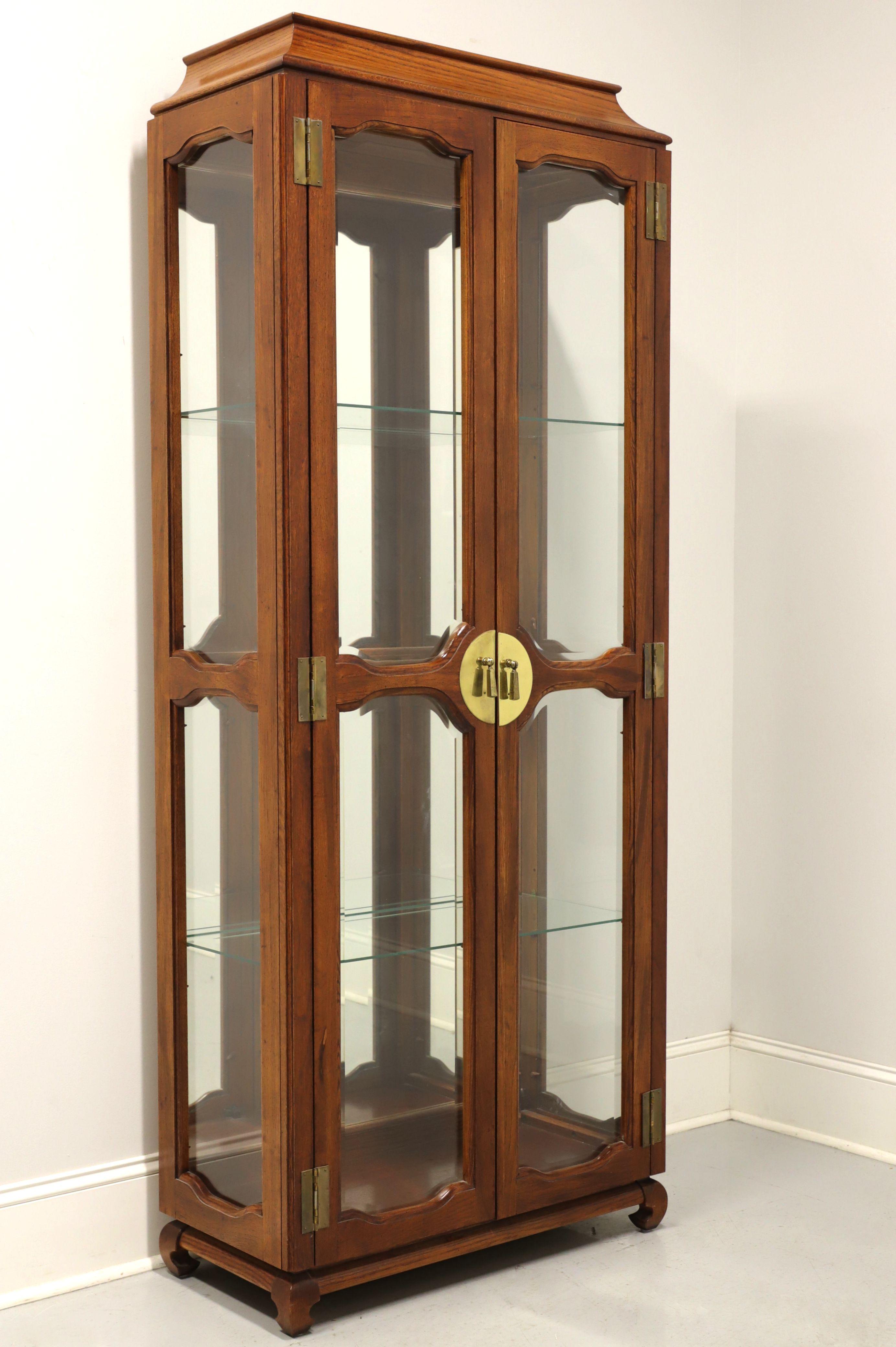 Late 20th Century Asian Ming Style Lighted Curio Cabinet For Sale 2