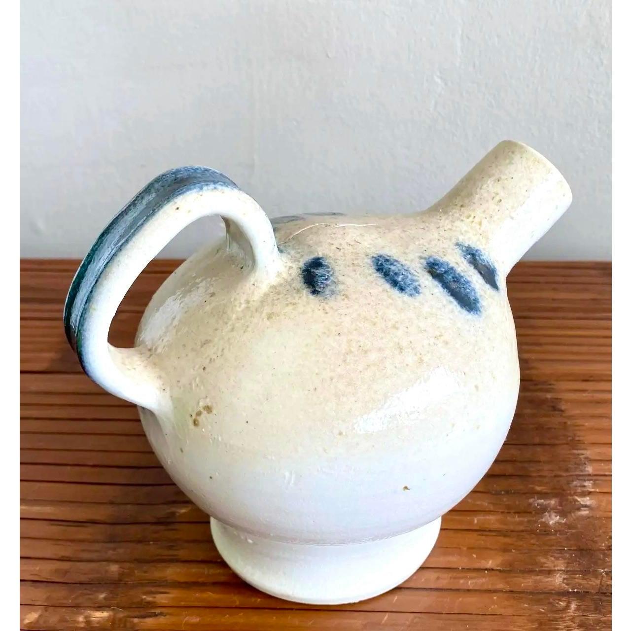 Ende des 20. Jahrhunderts Boho Studio Pottery Krug (Töpferwaren) im Angebot