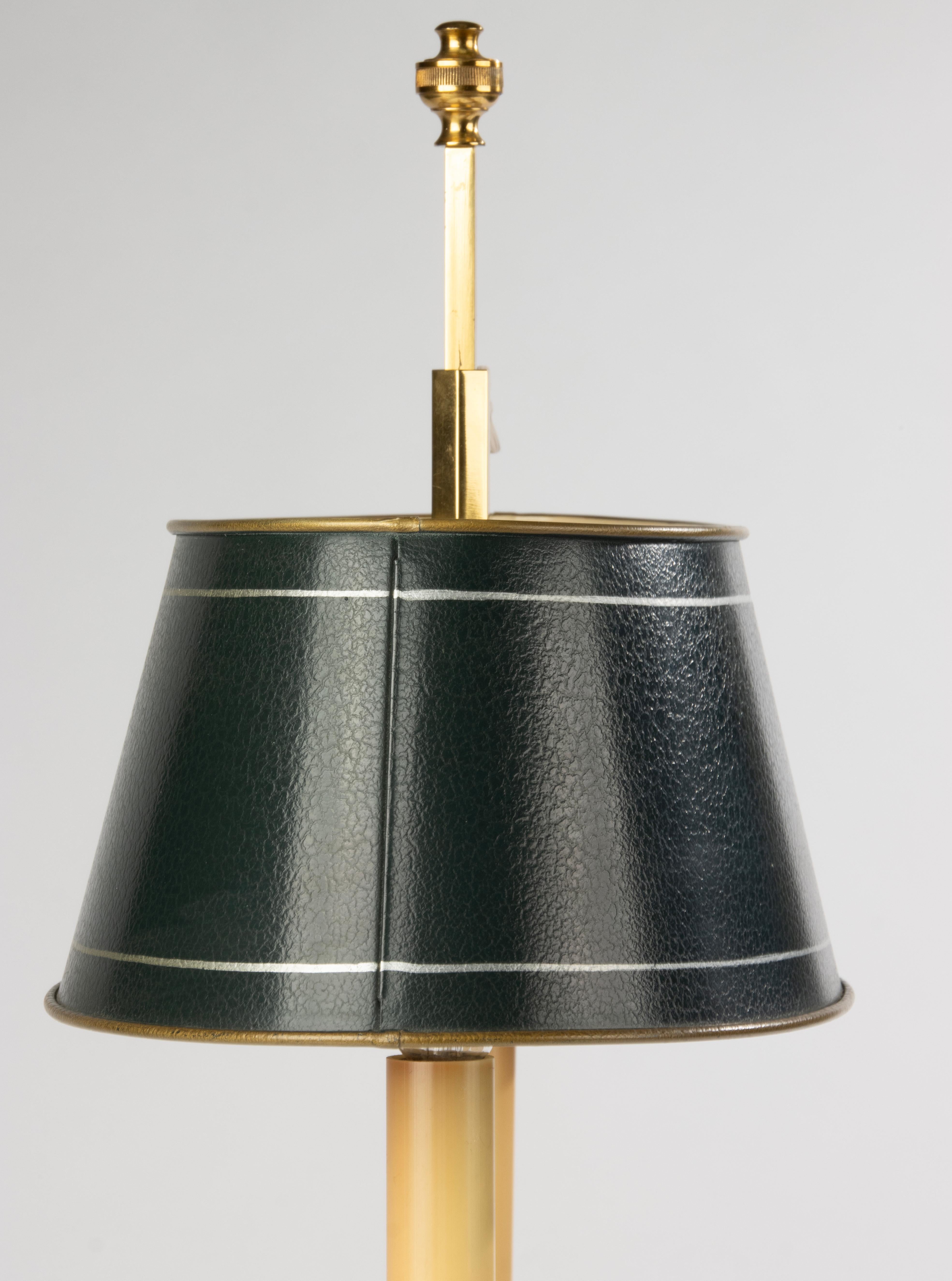 Late 20th Century Bouillotte Table Lamp – Neoclassical Style – Gilt Bronze For Sale 8
