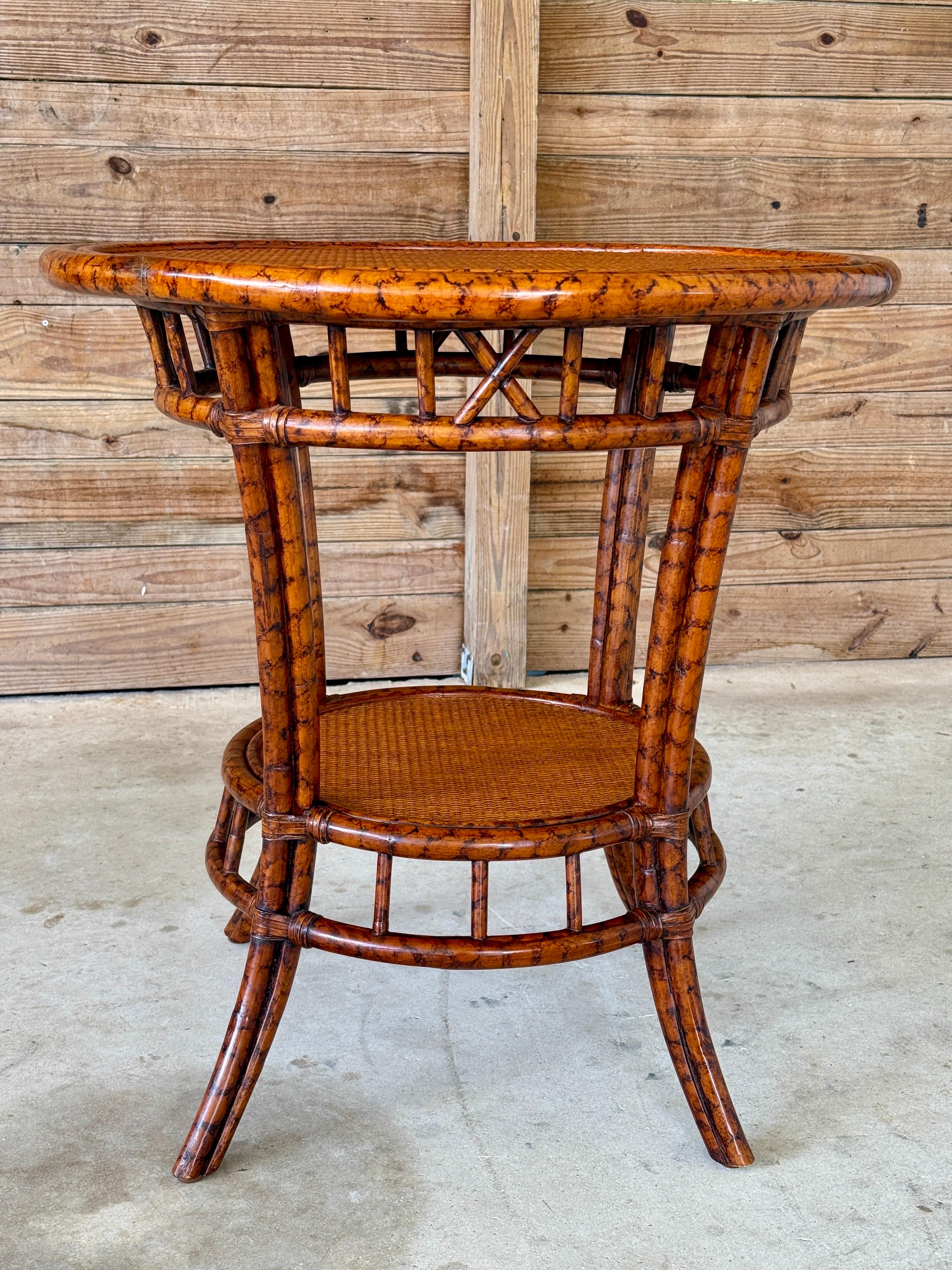 Late 20th Century British Colonial Tortoise Rattan & Cane Round Center Table For Sale 4