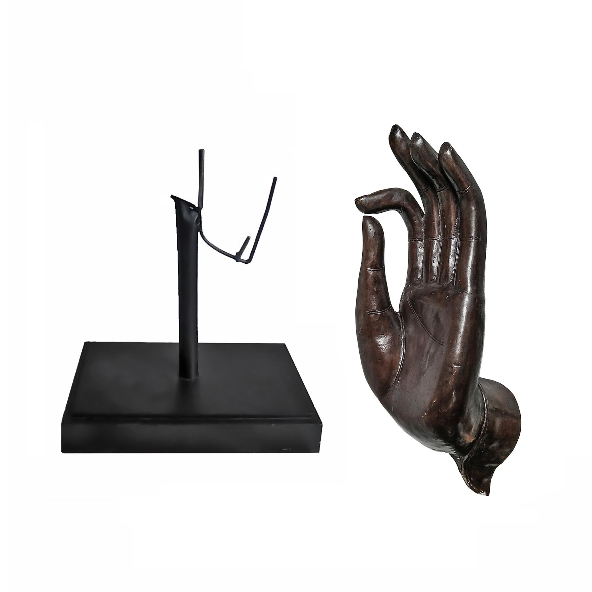 Late 20th Century Bronze Buddha Hand en vente 6