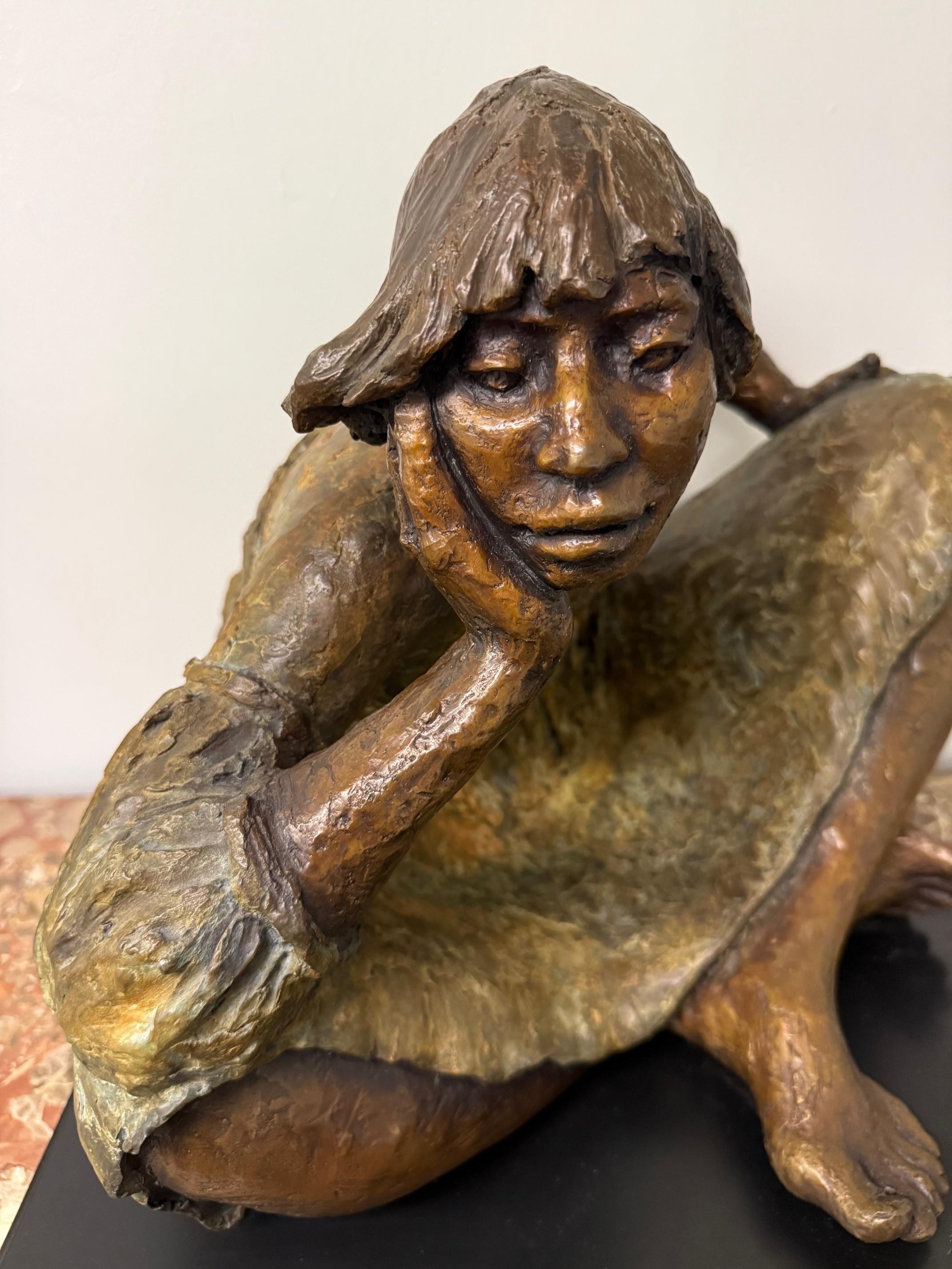 American Late 20th Century Bronze Sculpture, Navajo Woman Signed Shirley Smith 1989 3/10 For Sale