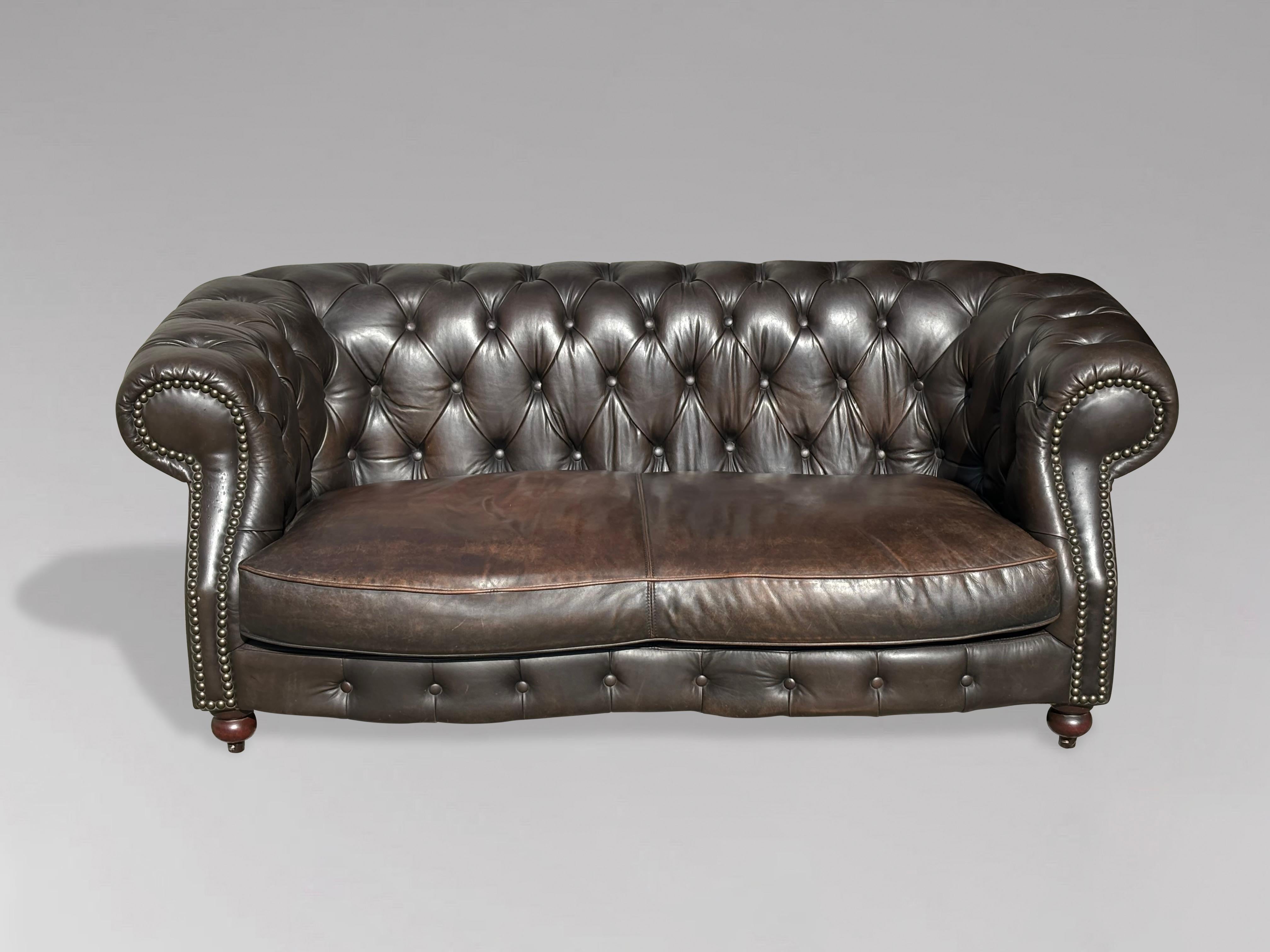 British Late 20th Century, Brown Leather Serpentine Shape Chesterfield Sofa