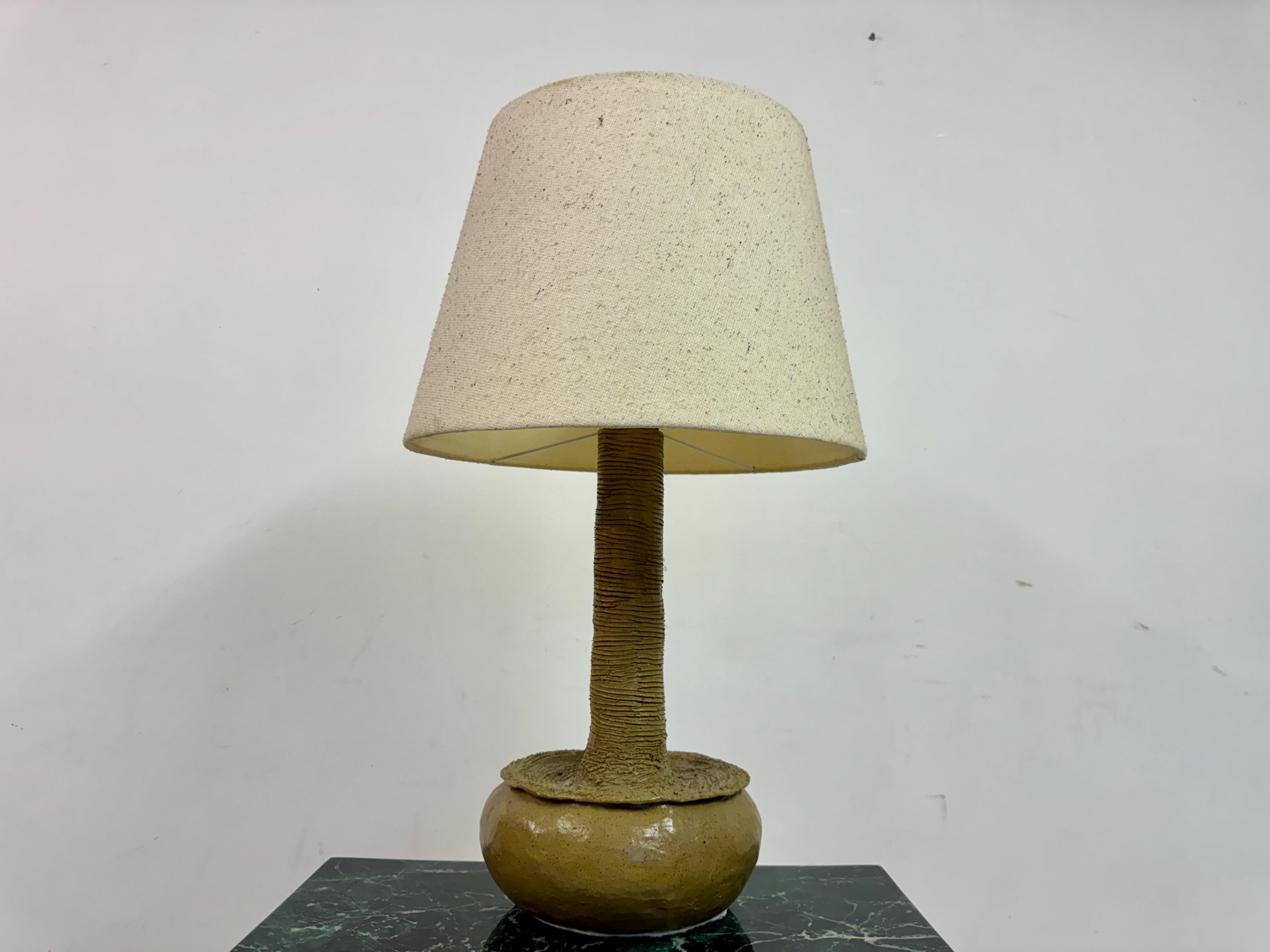Lampe de table en céramique brutaliste de la fin du 20e siècle en vente 2