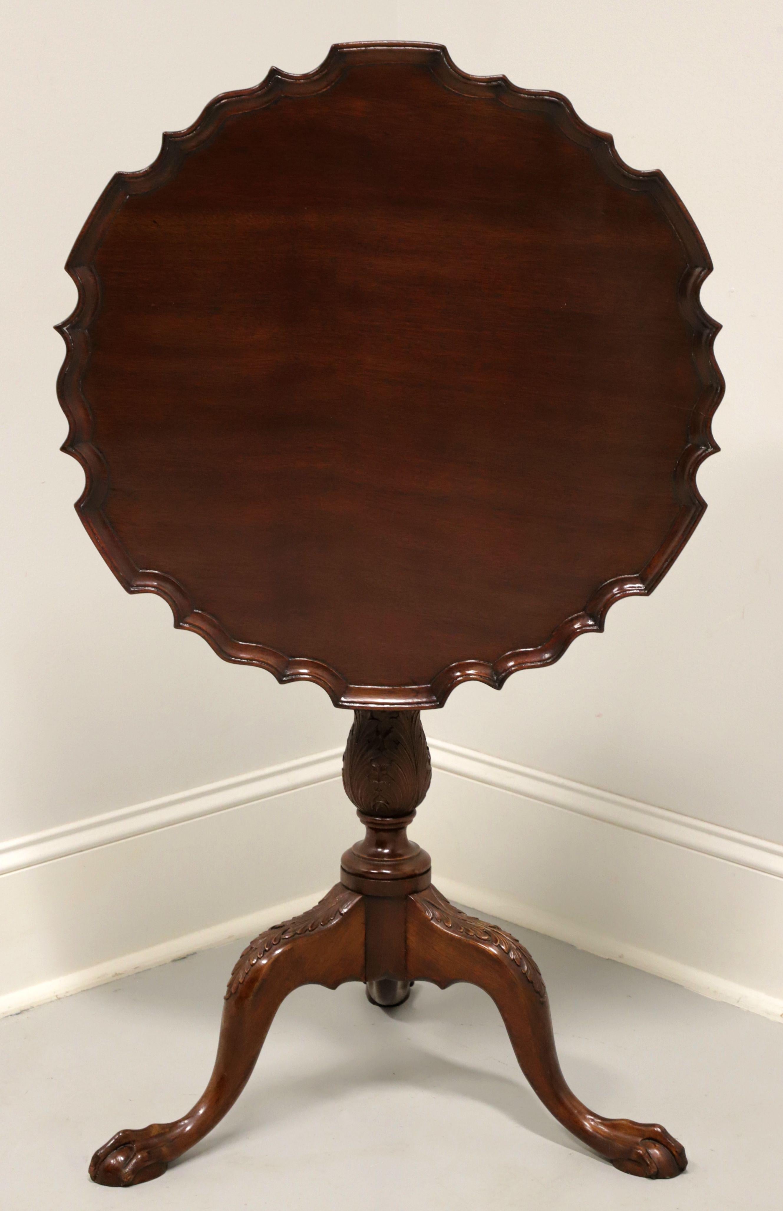 Late 20th Century Carved Mahogany Chippendale Tilt-Top Pie Crust Table 4