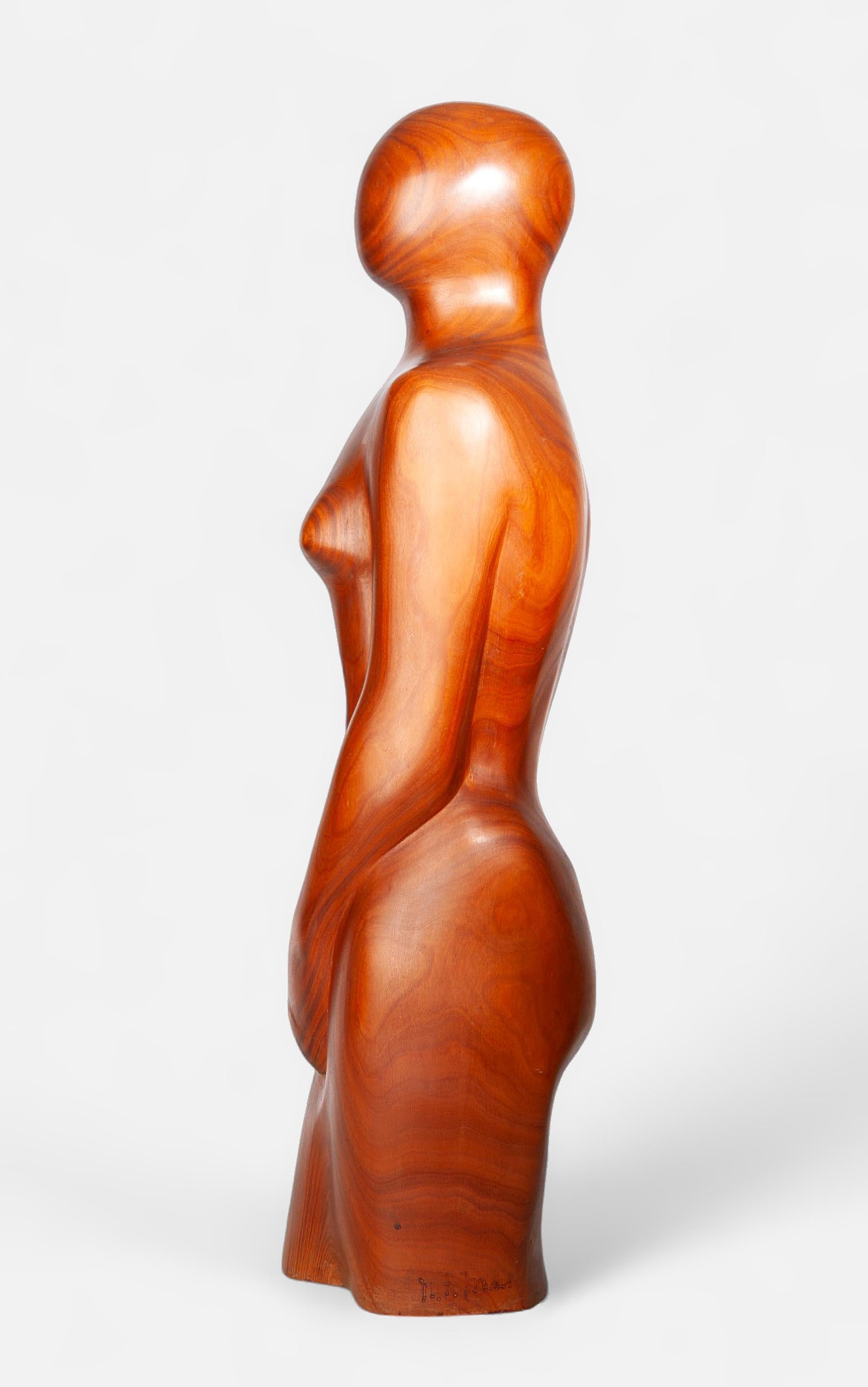 Escultura Decorativa Femenina Tallada en Madera Barnizada, Brasil, Finales Siglo XX Brasileño en venta