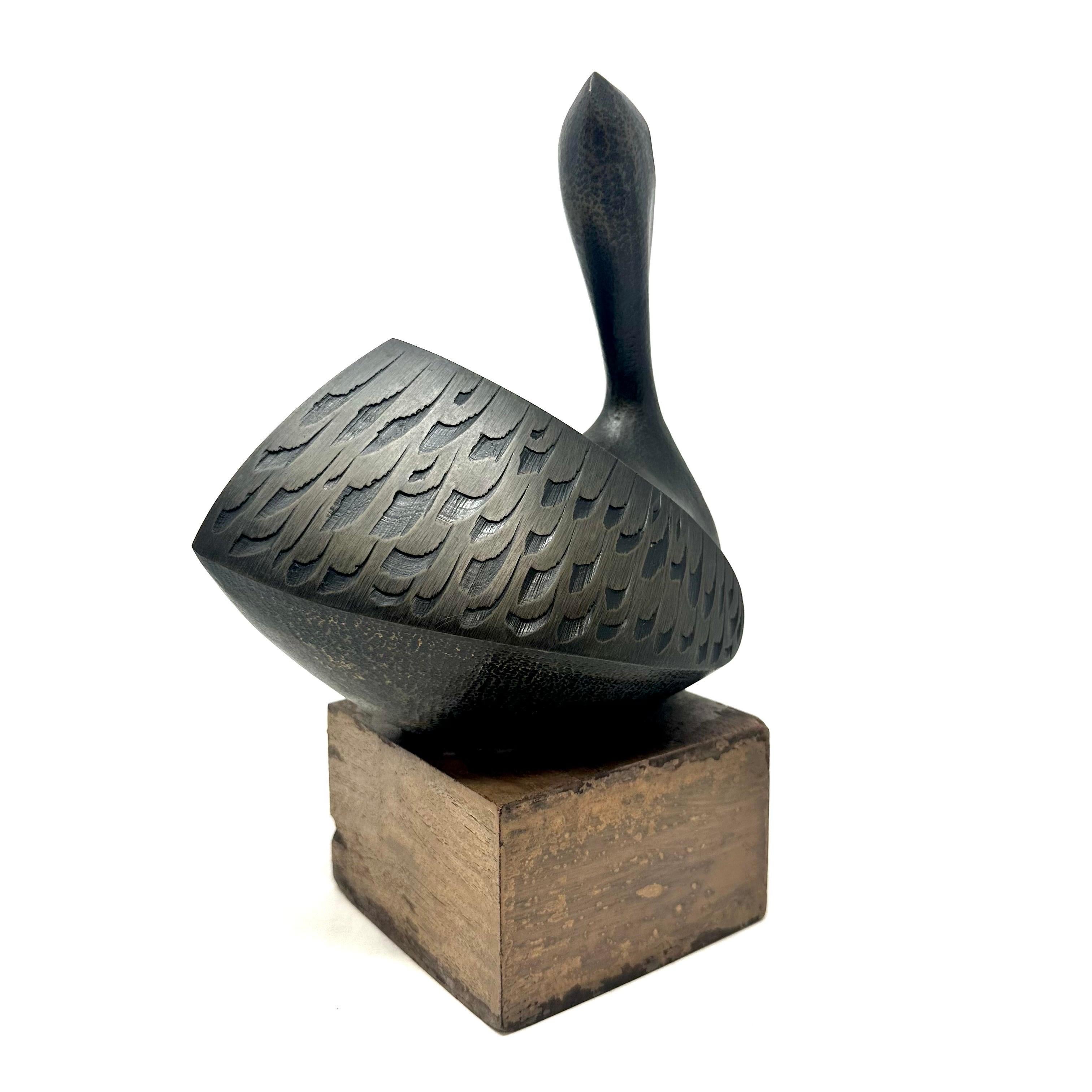 Late 20th Century Cast Bronze Pelican Sculpture by Douglas Purdy 4