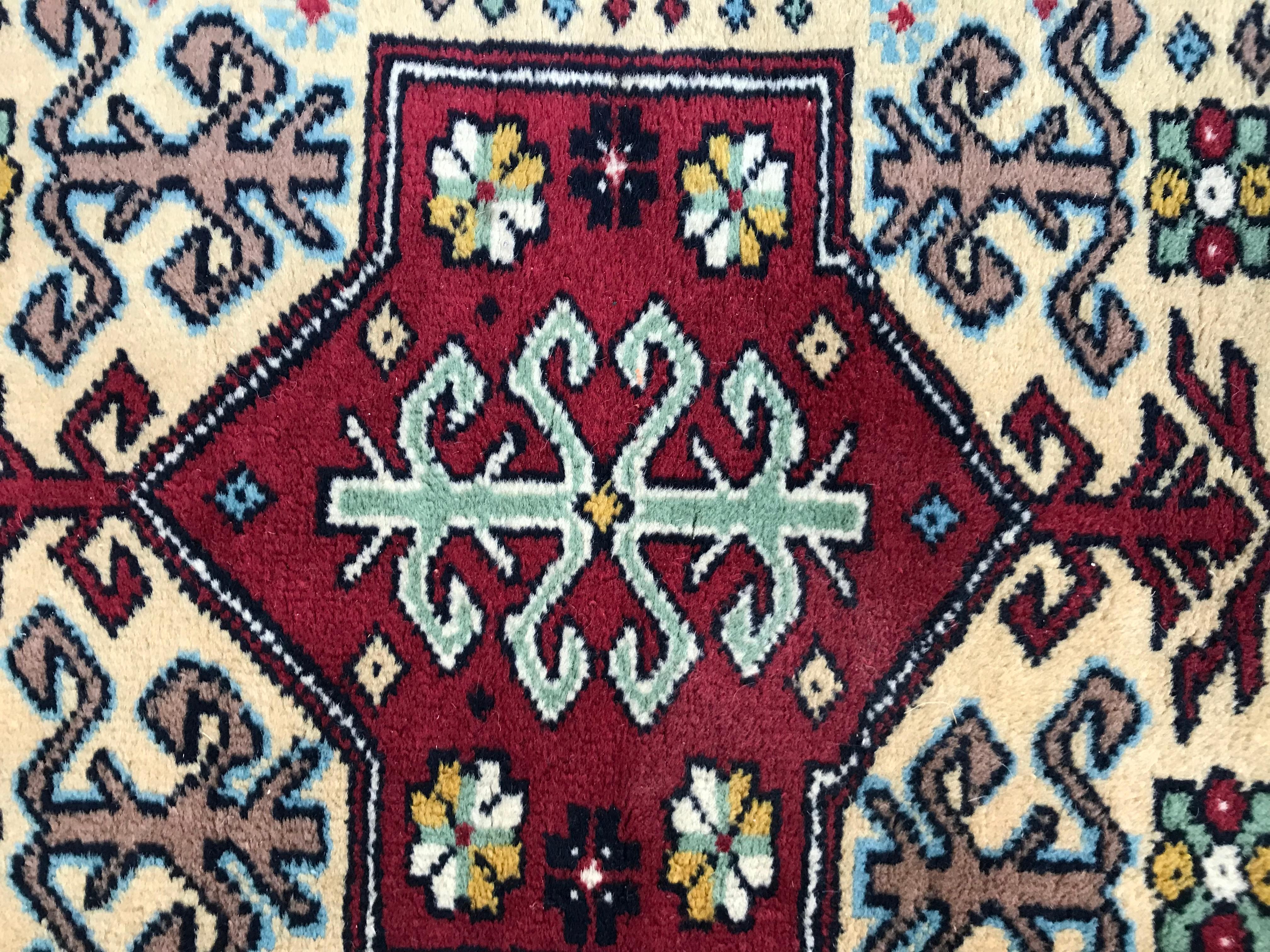 Alfombra caucásica Shirvan de finales del siglo XX en venta 1