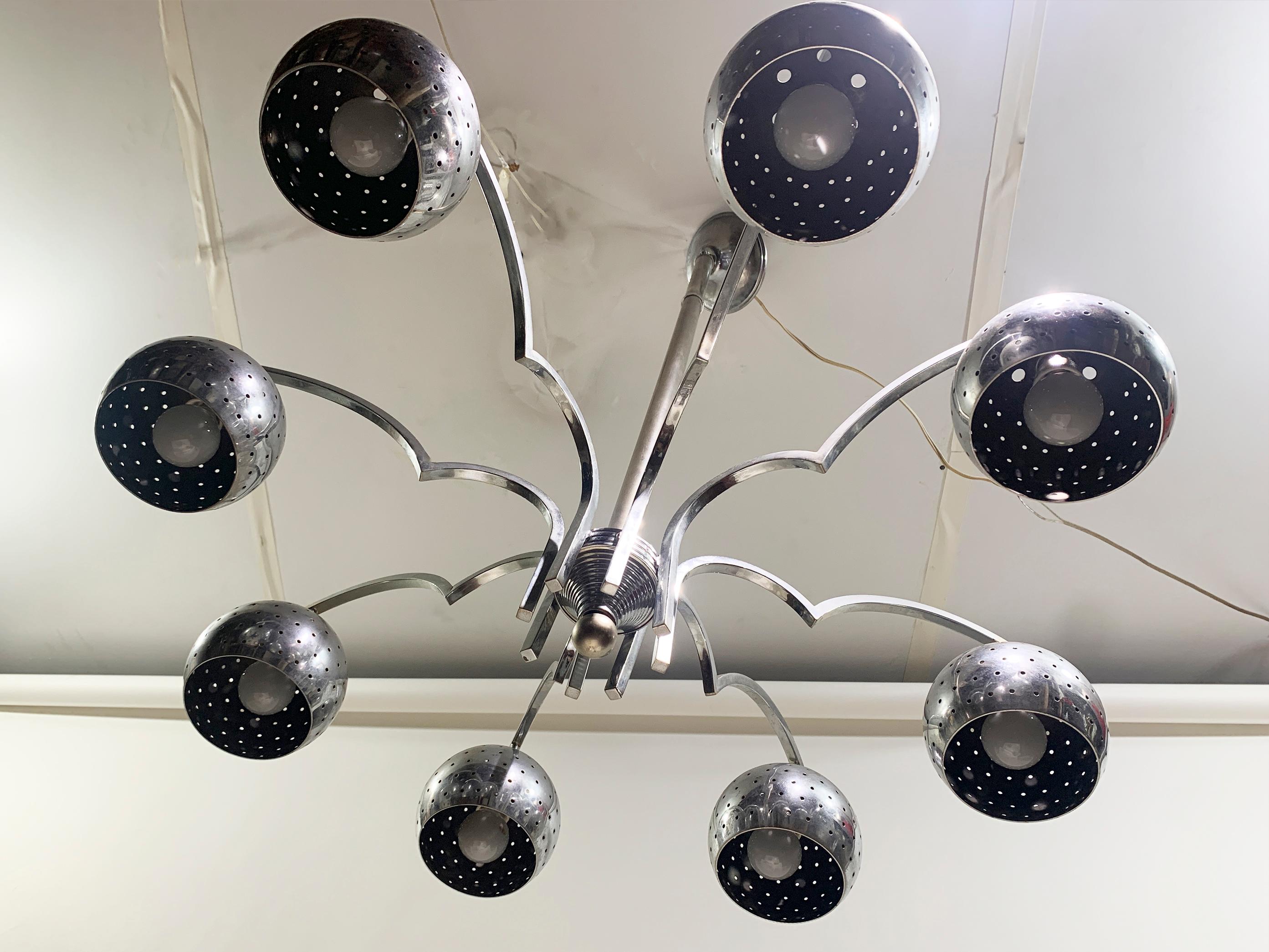 Lampadario della fine del XX secolo, in cromo, circa 1970 in vendita 5