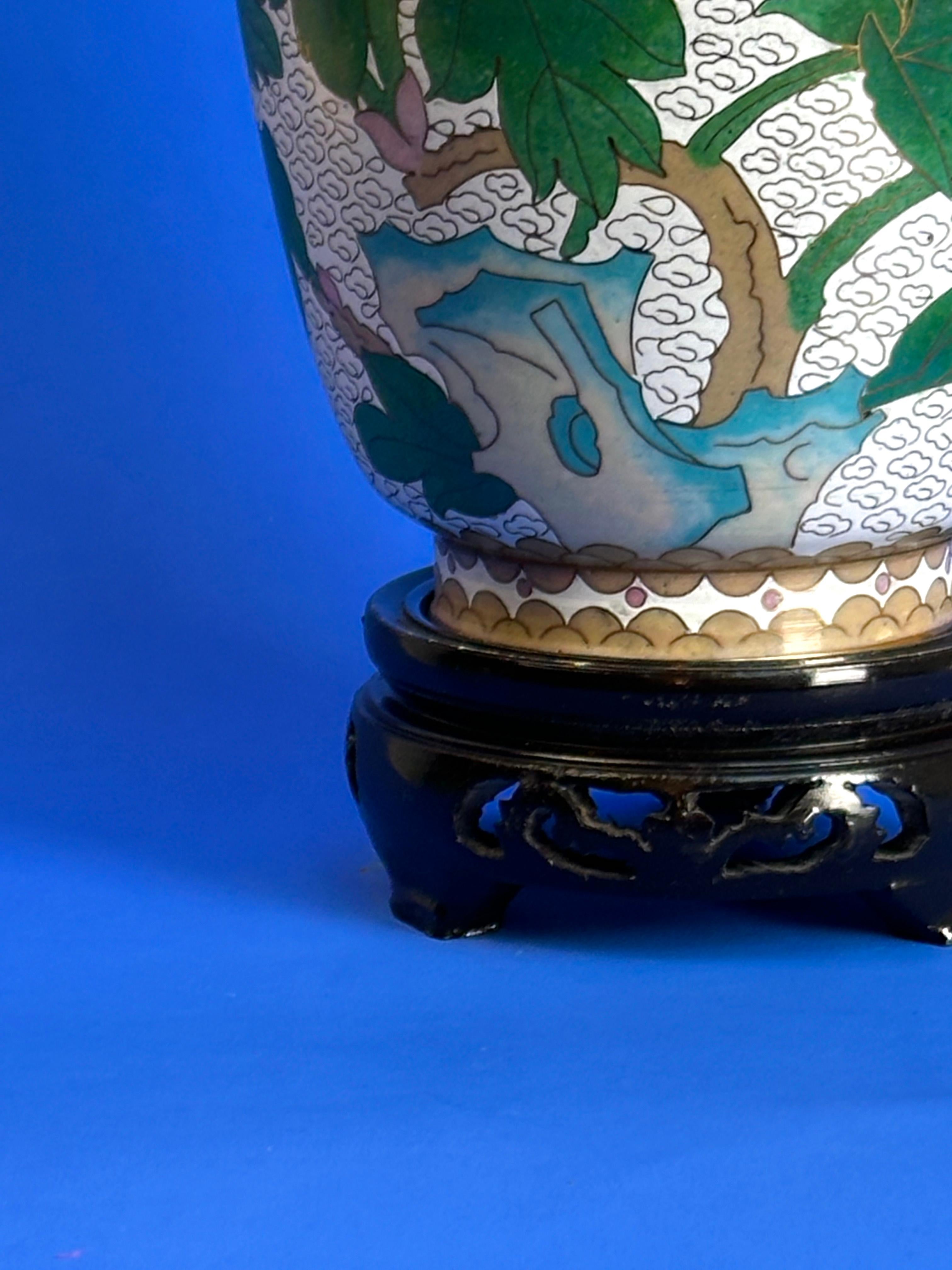 Chinese 'Qing Style' Brass Cloisonné Vase - White with Floral decoration  For Sale 2