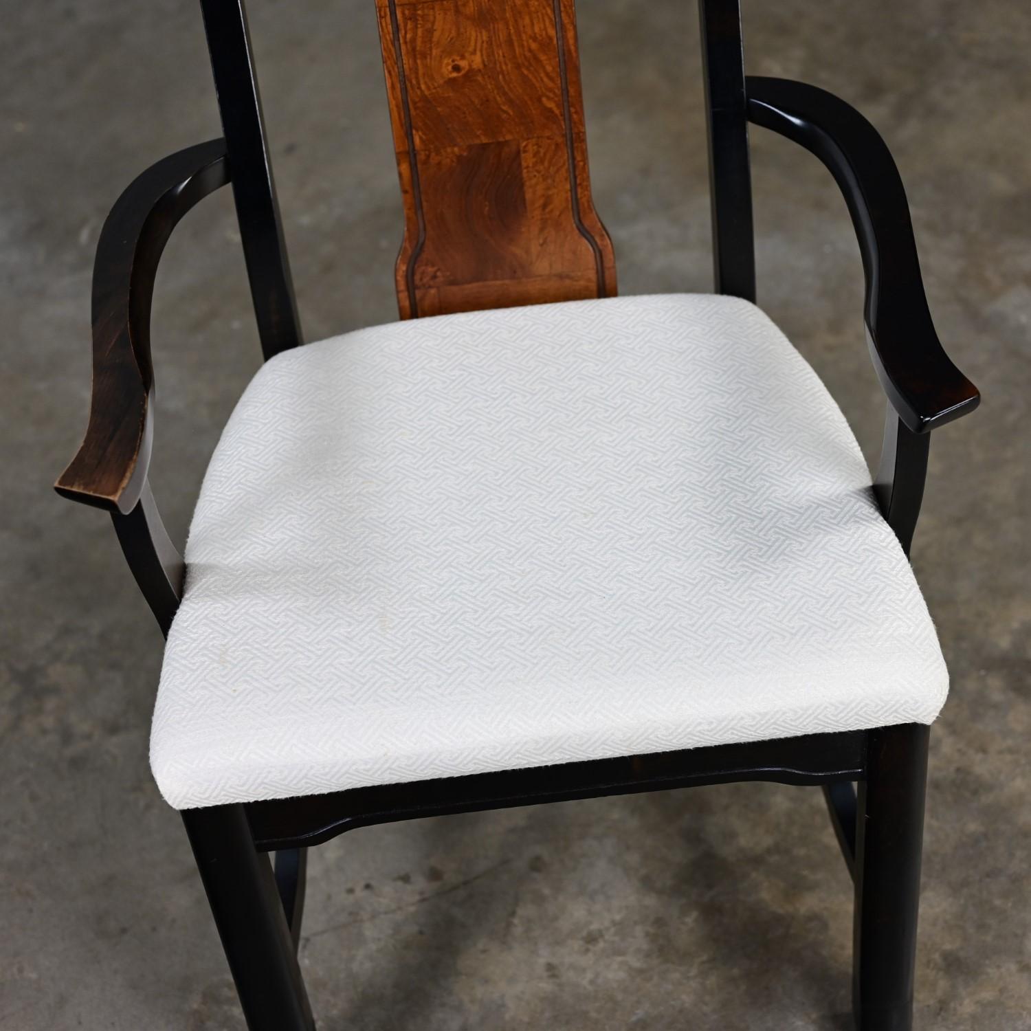 Sillón auxiliar de comedor Broyhill estilo Ming de finales del siglo XX con respaldo de yugo en venta 6
