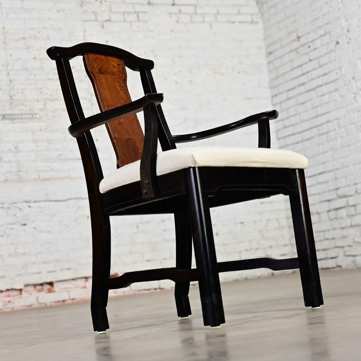 Sillón auxiliar de comedor Broyhill estilo Ming de finales del siglo XX con respaldo de yugo en venta 3