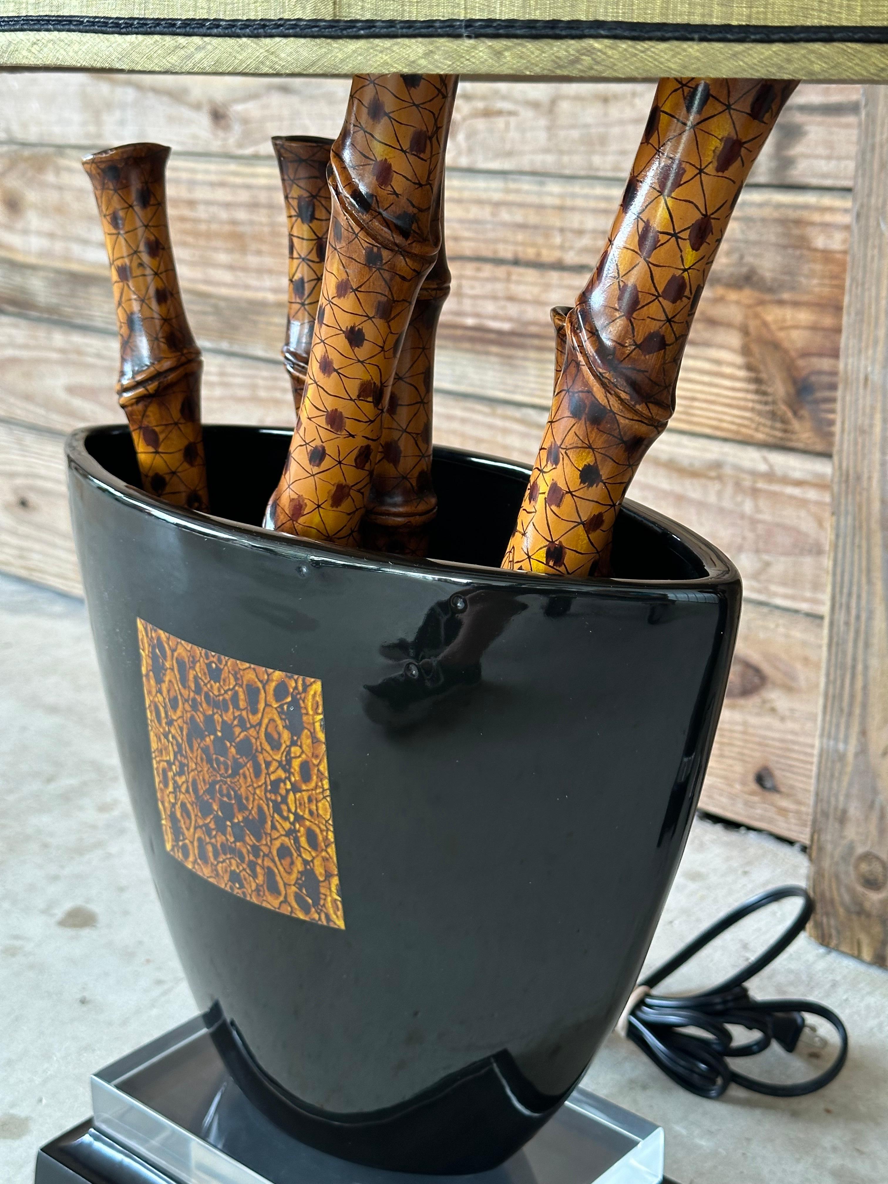 Lámparas de sobremesa con jarrón de cerámica esmaltada de imitación de bambú de finales del siglo XX (Pareja) Chinoiserie en venta