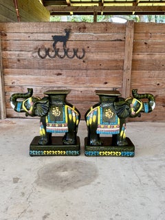 Tables d'appoint émaillées pour jardin d'éléphants de la fin du 20e siècle  Paire